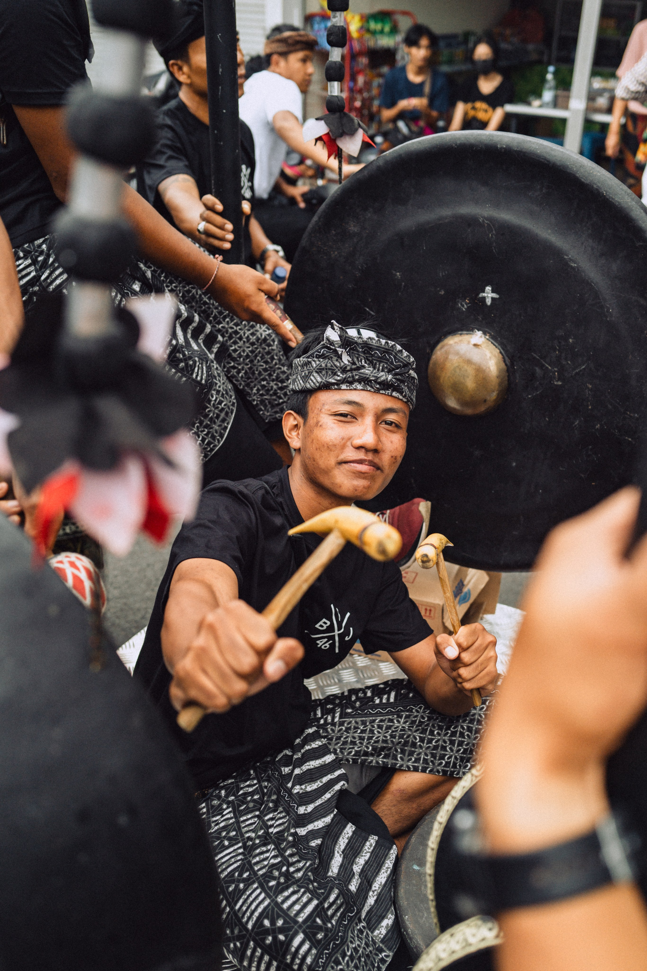 Street. Если ты на Земле — звони