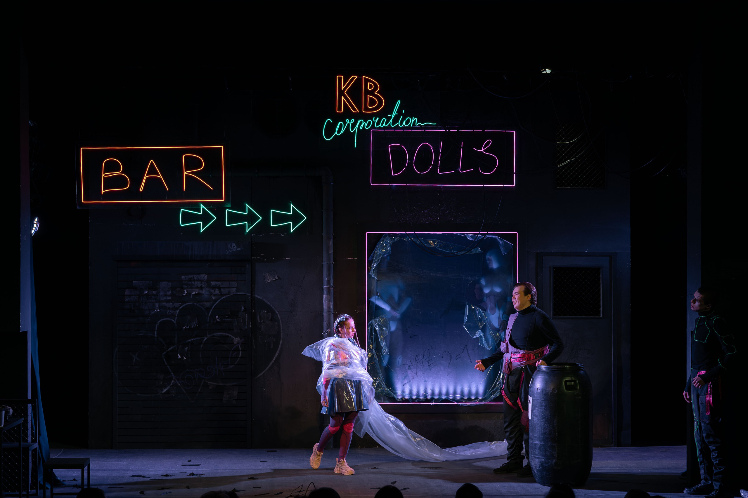 Театр Юного Зрителя «Буратино 2087». Кадр Плюс — Фотография с характером «Визуальный продюсер и фотограф Марк Файзулин»