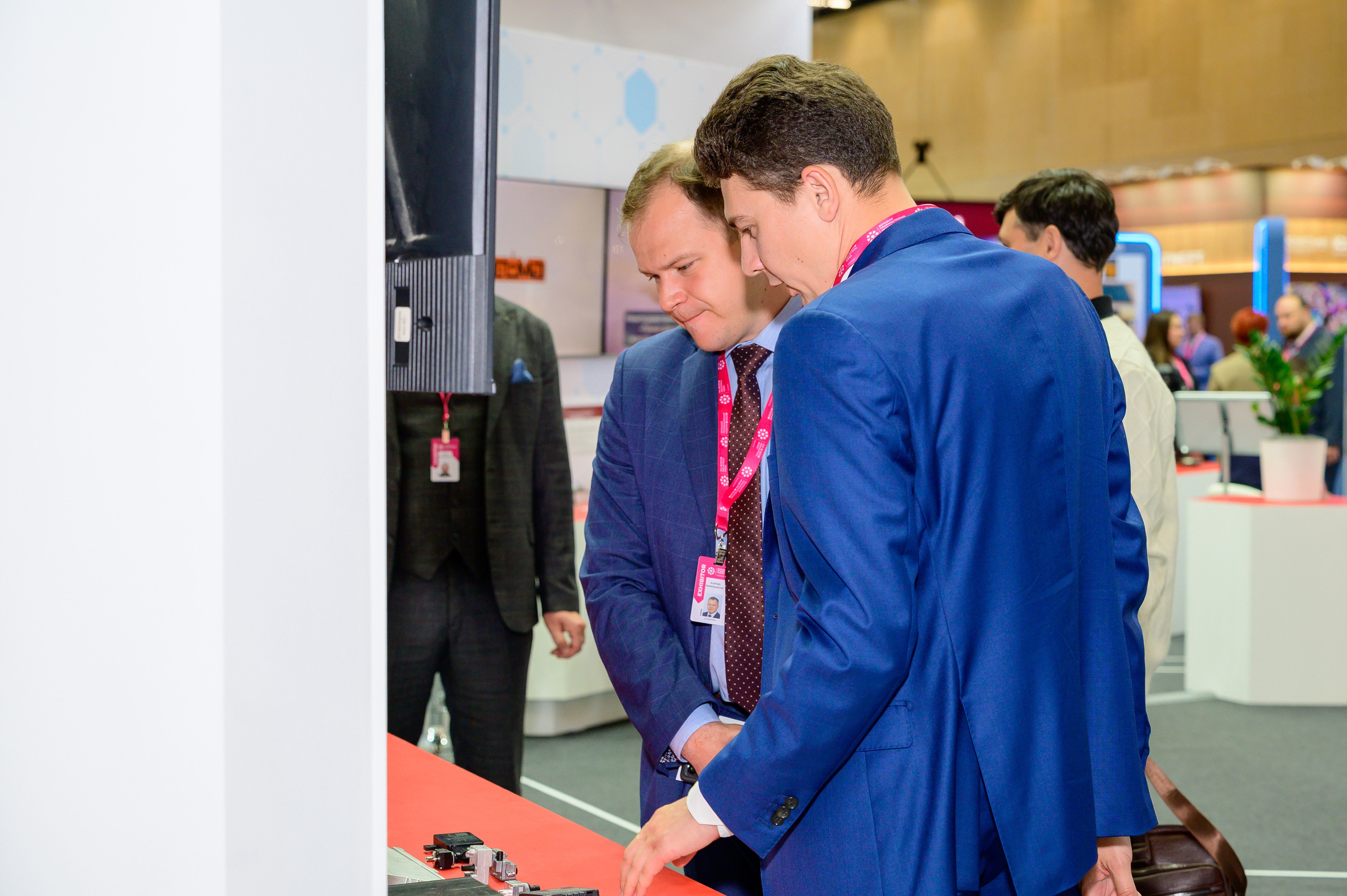 BigindustrialweekBelarus. Фотоуслуги, услуги фотографа, фотографирование важных событий