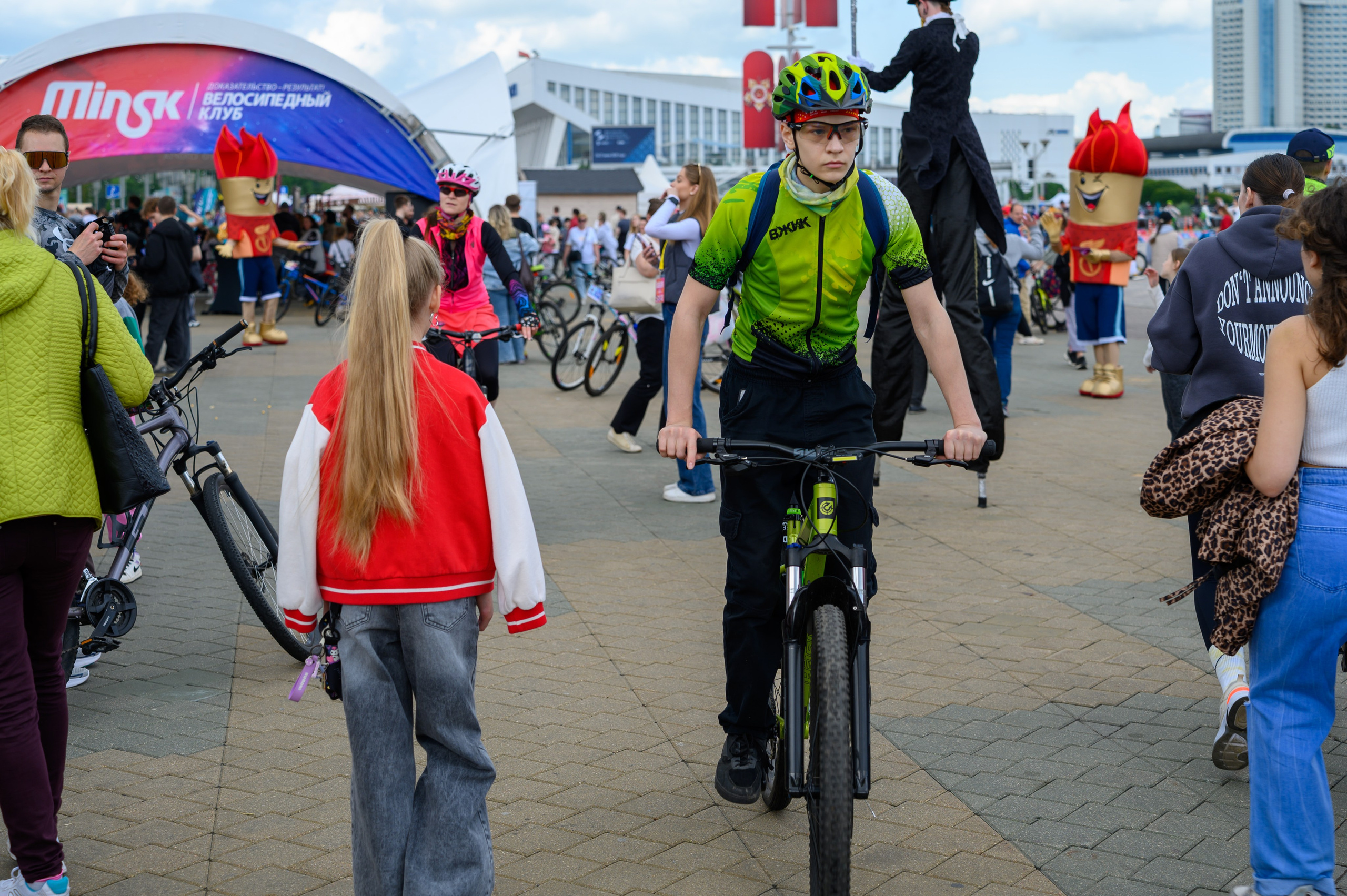 Репортажная съемка с открытия магазина. Фотоуслуги, услуги фотографа, фотографирование важных событий