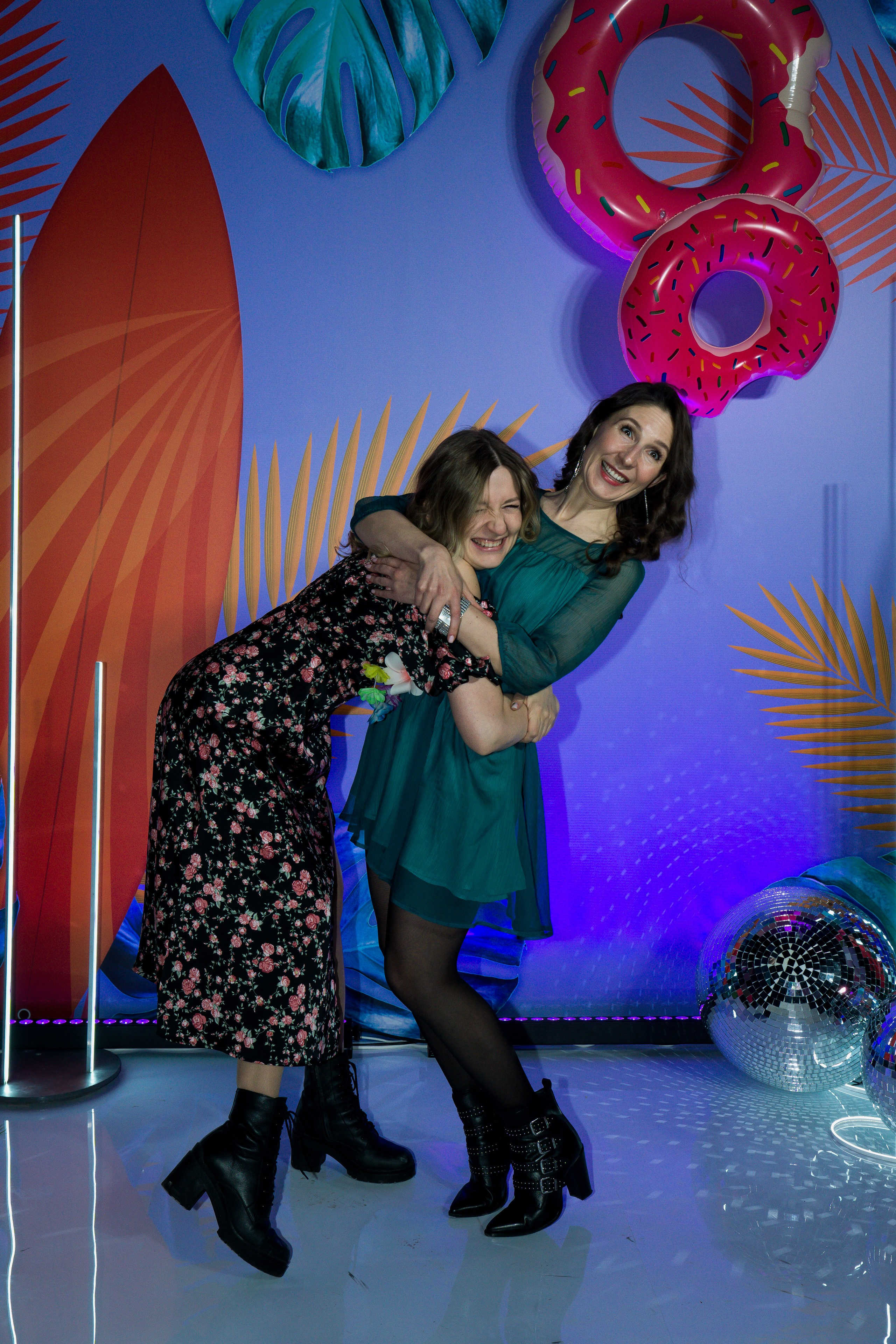 МТС корпоратив Гавайская вечеринка. Фотограф