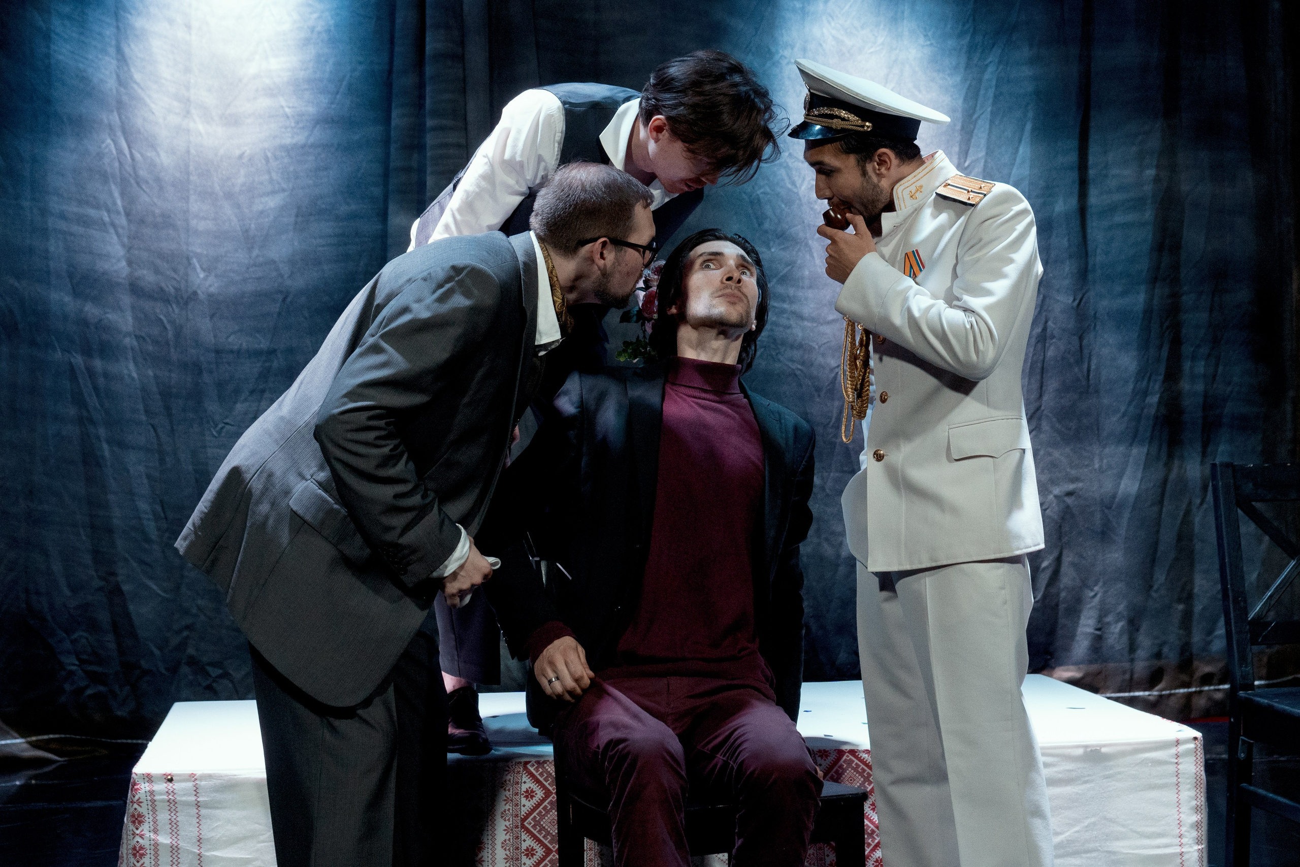 Спектакль «Женитьба». Репортажный и портретный фотограф Андрей Гаровский