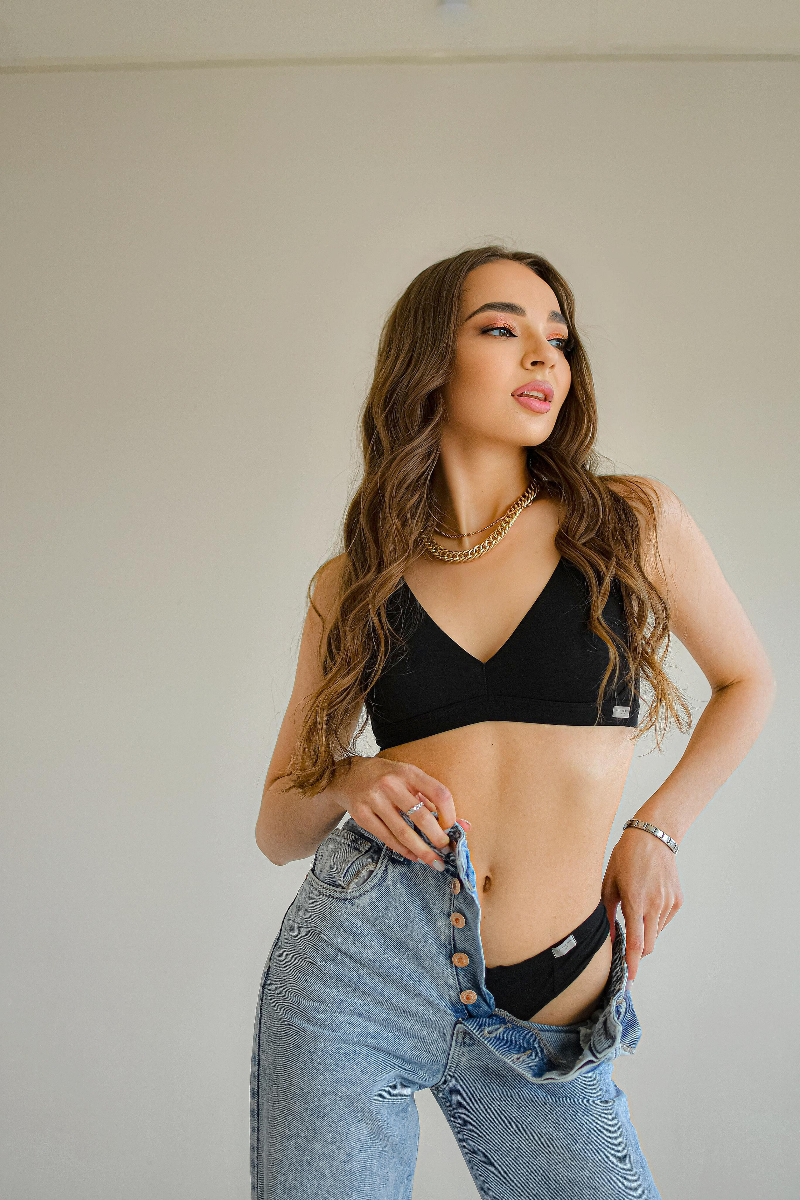 O L Y A. Photokarish