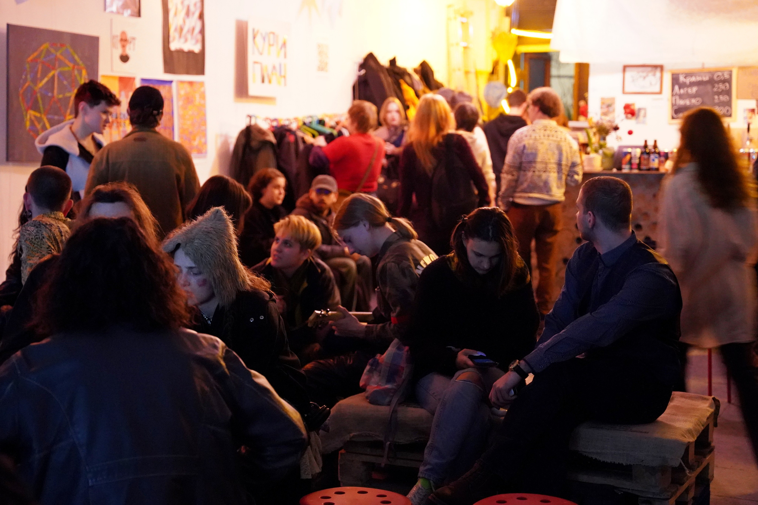 Поэтический вечер в Москве. Репортажный и портретный фотограф в Москве Анастасия Нетунаева