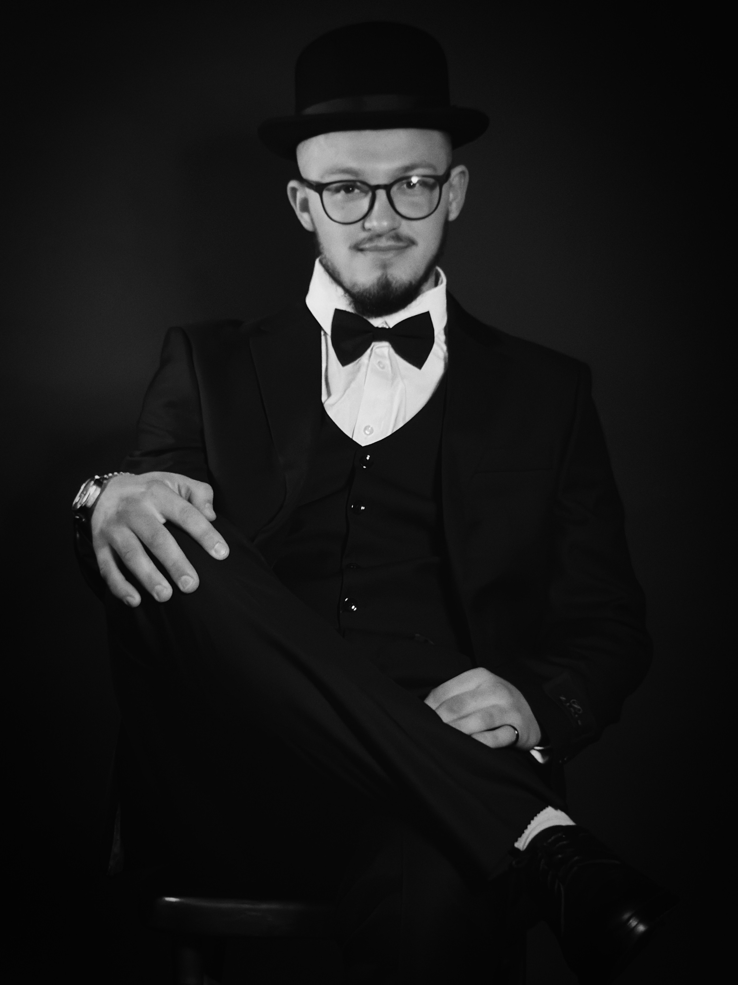 Джентельмен. Мобильный фотограф Дмитрий Шпуров | KIREVAS