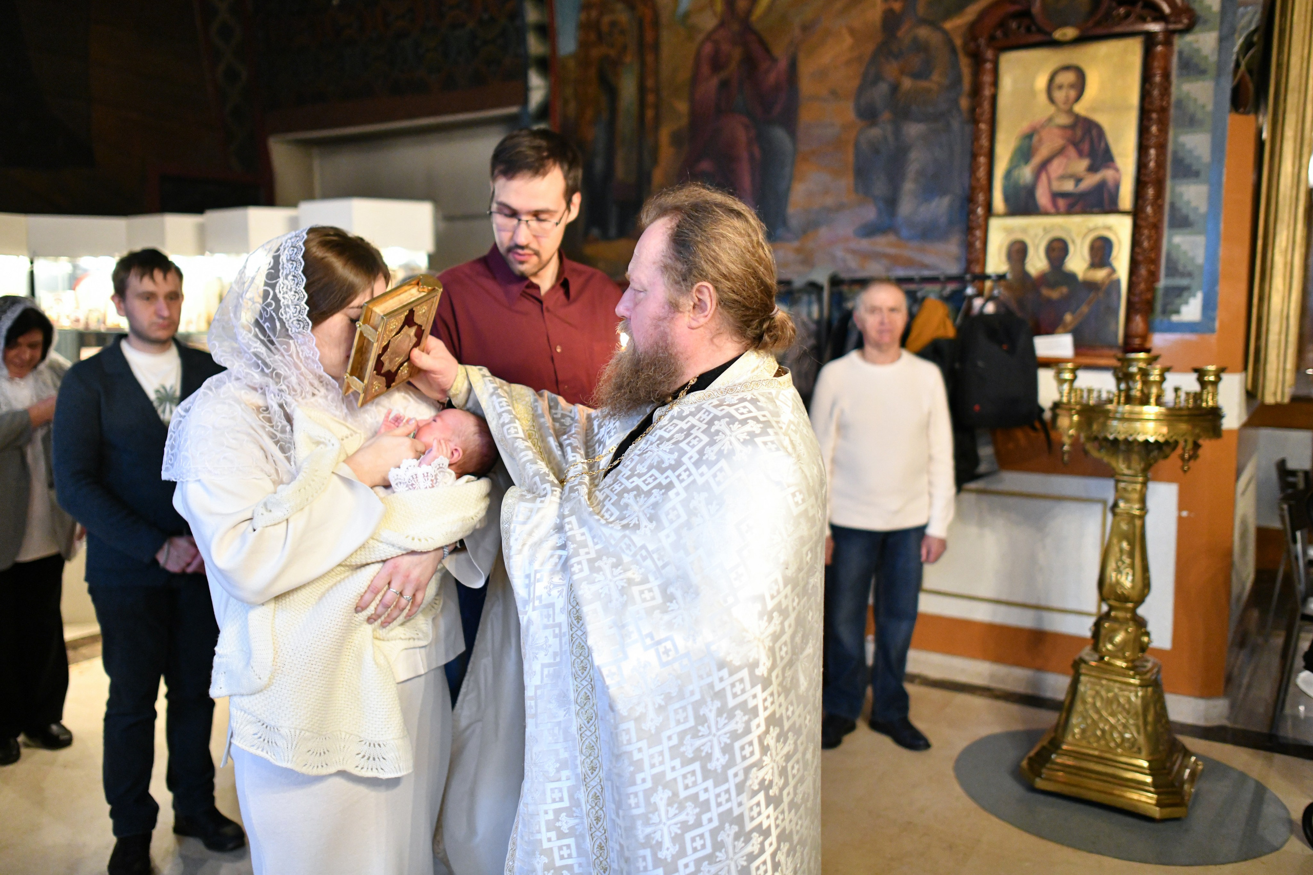 Крещение Серафимы. Церковь Петра и Павла на Яузе. Фотограф Крещения и Венчания в Москве и МО