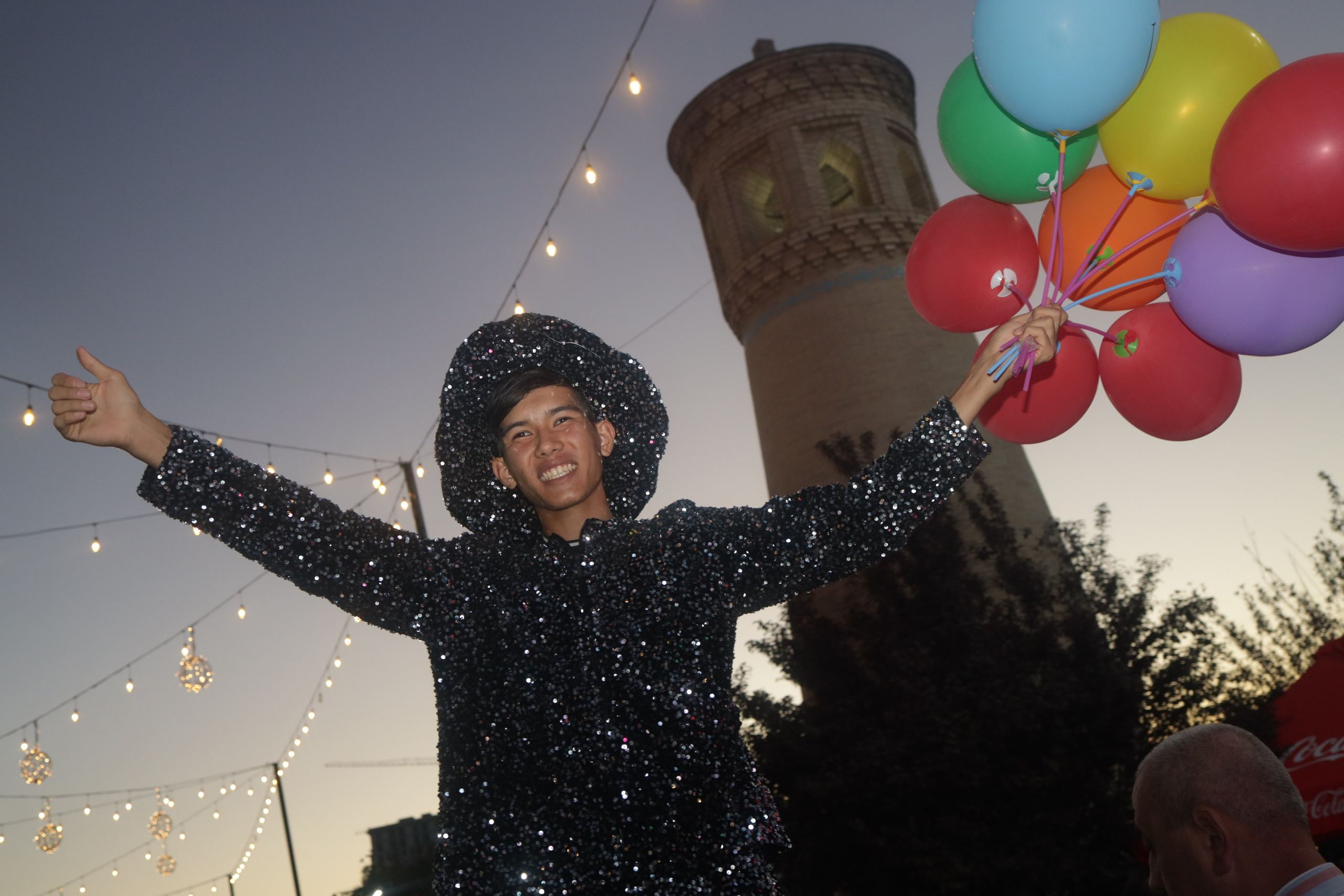 Uzbekistan daily. Commerce & art photographer