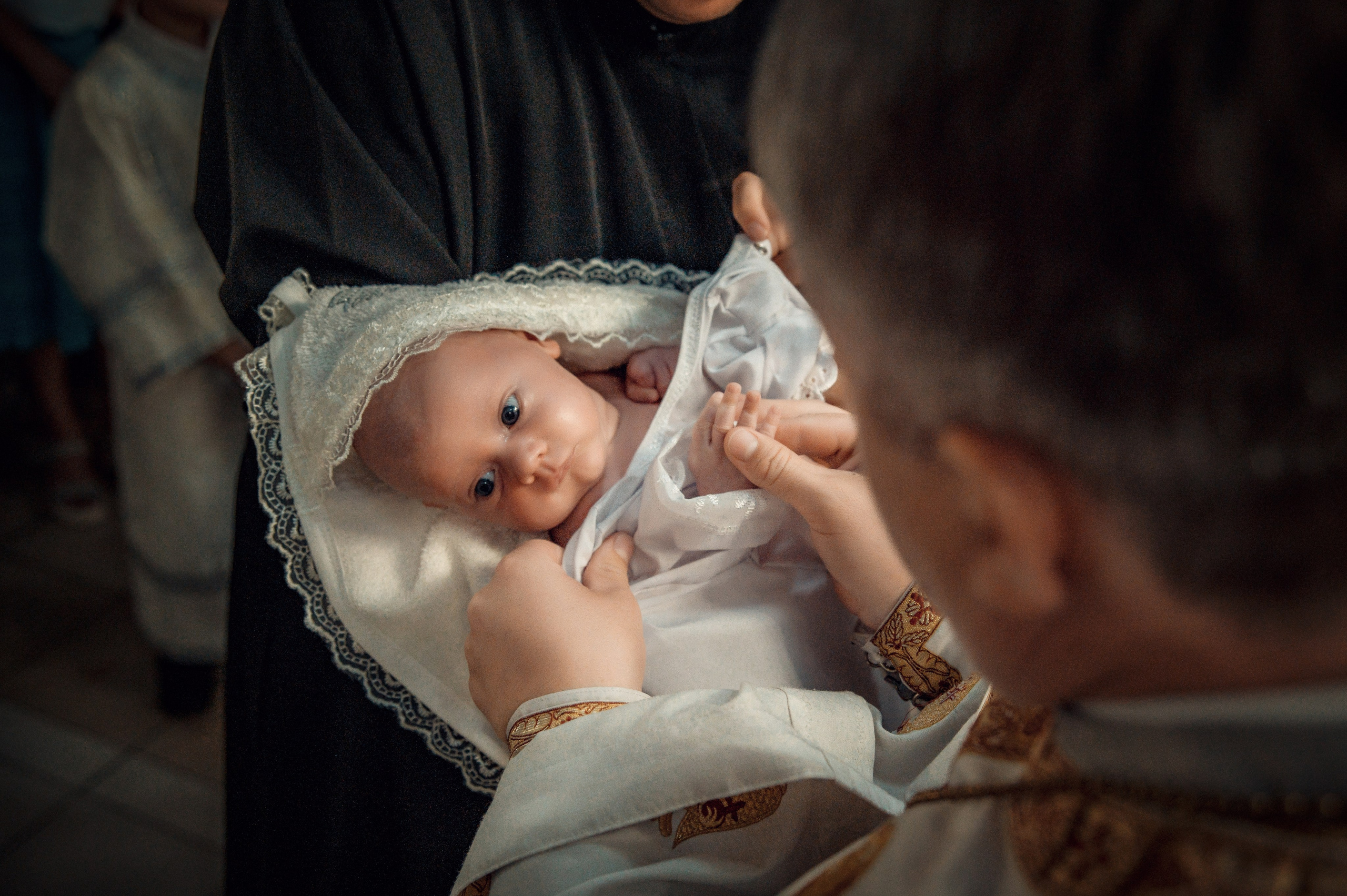 Таинство Крещения Филиппа, Храм святых Новомучеников и Исповедников Российских г. Волжский. Церковный, семейный и репортажный фотограф Волгоград, Волжский