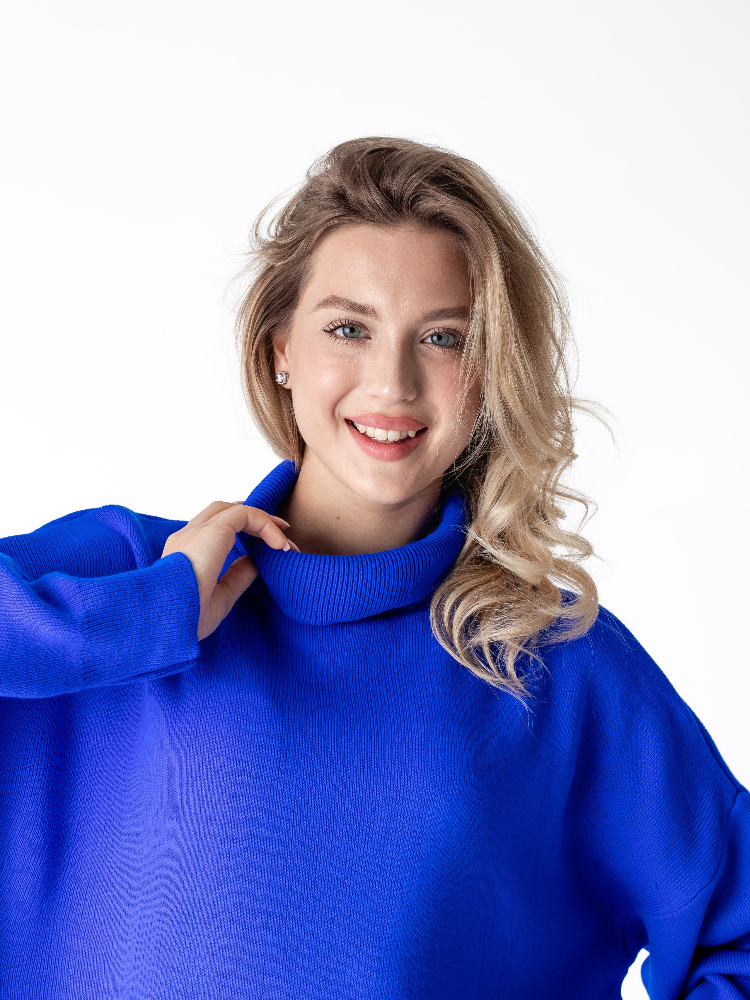 Свитер. Фотограф в Краснодаре Арина Кудряшова