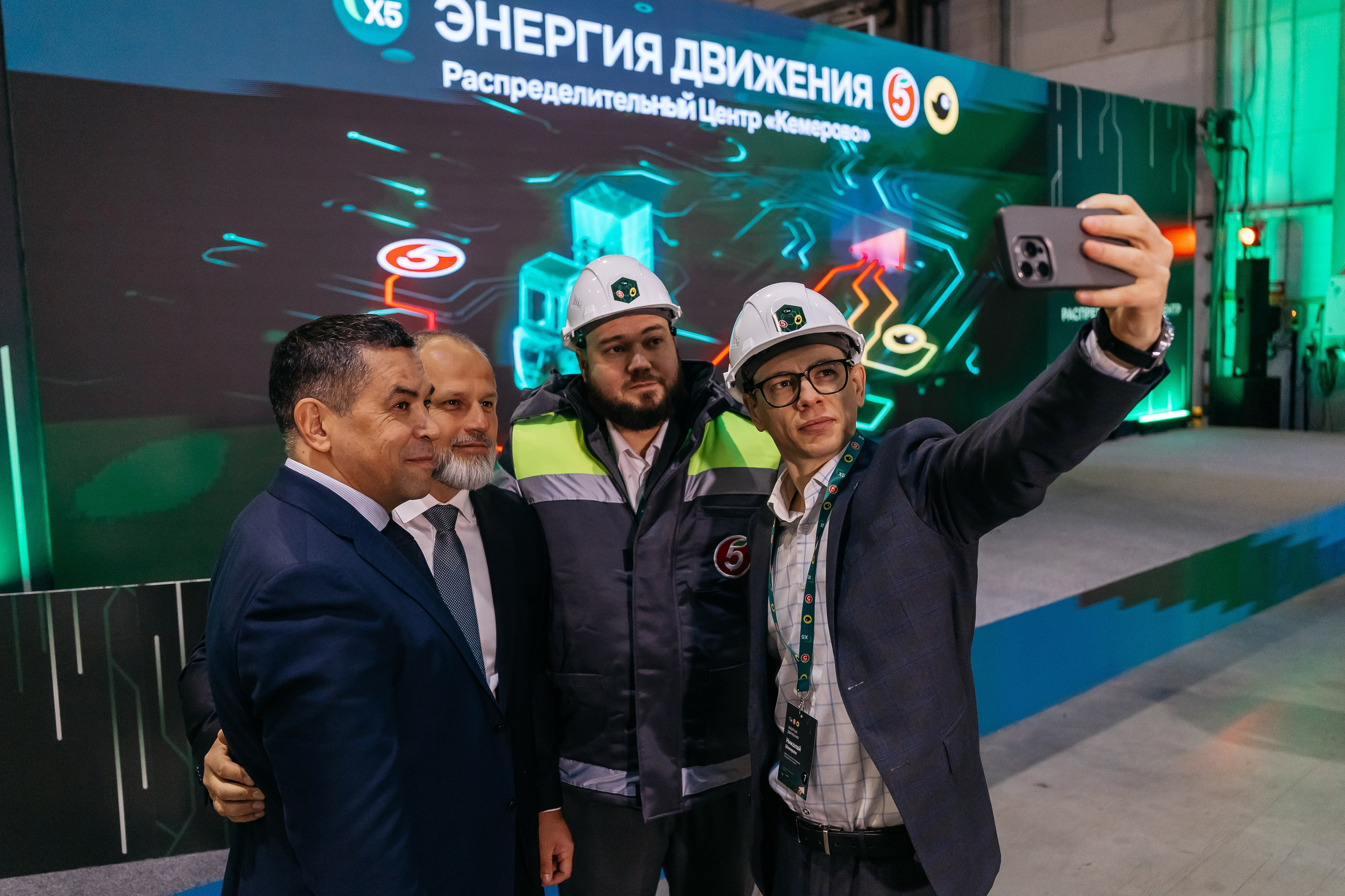 Открытие распределительного центра «Пятёрочки» и «Чижик» в городе Кемерово. Фотограф Кемерово | Сергей