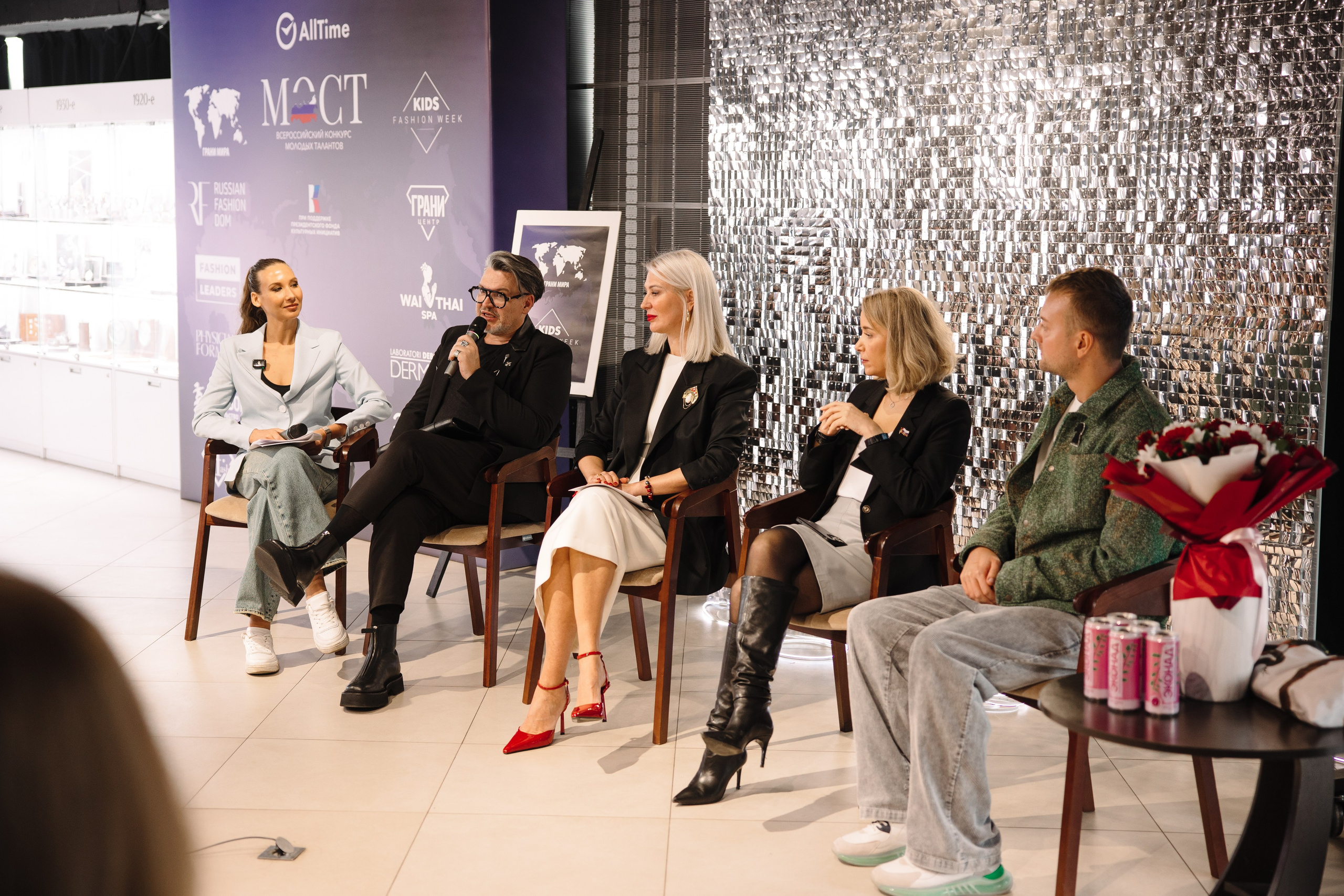 Пресс-конференция Всероссийского конкурса молодых талантов «МОСТ». Контент фотограф в Москве и области Елена Кулакова