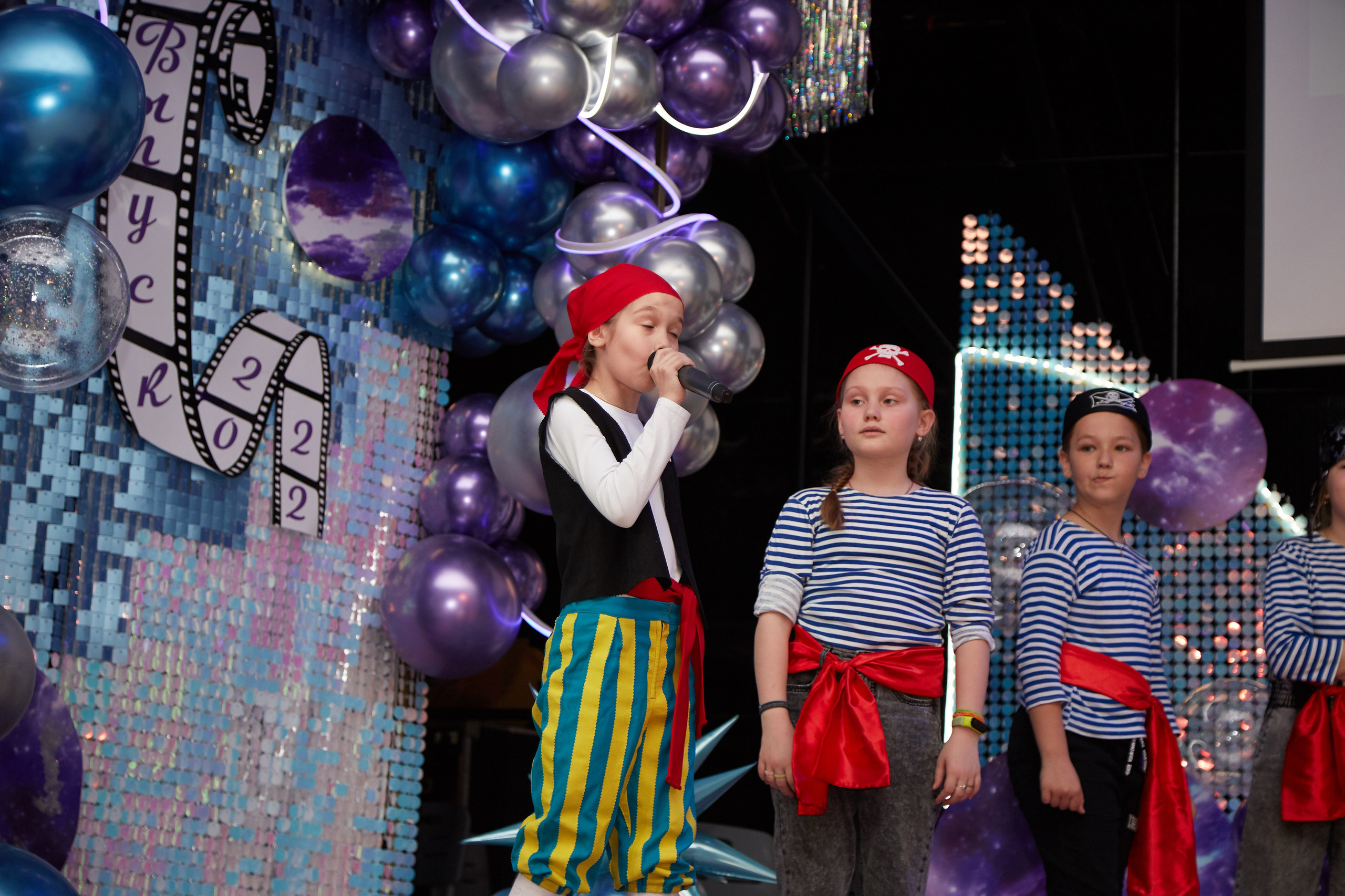 Последний звонок. Фотограф Савченко Люба. Москва