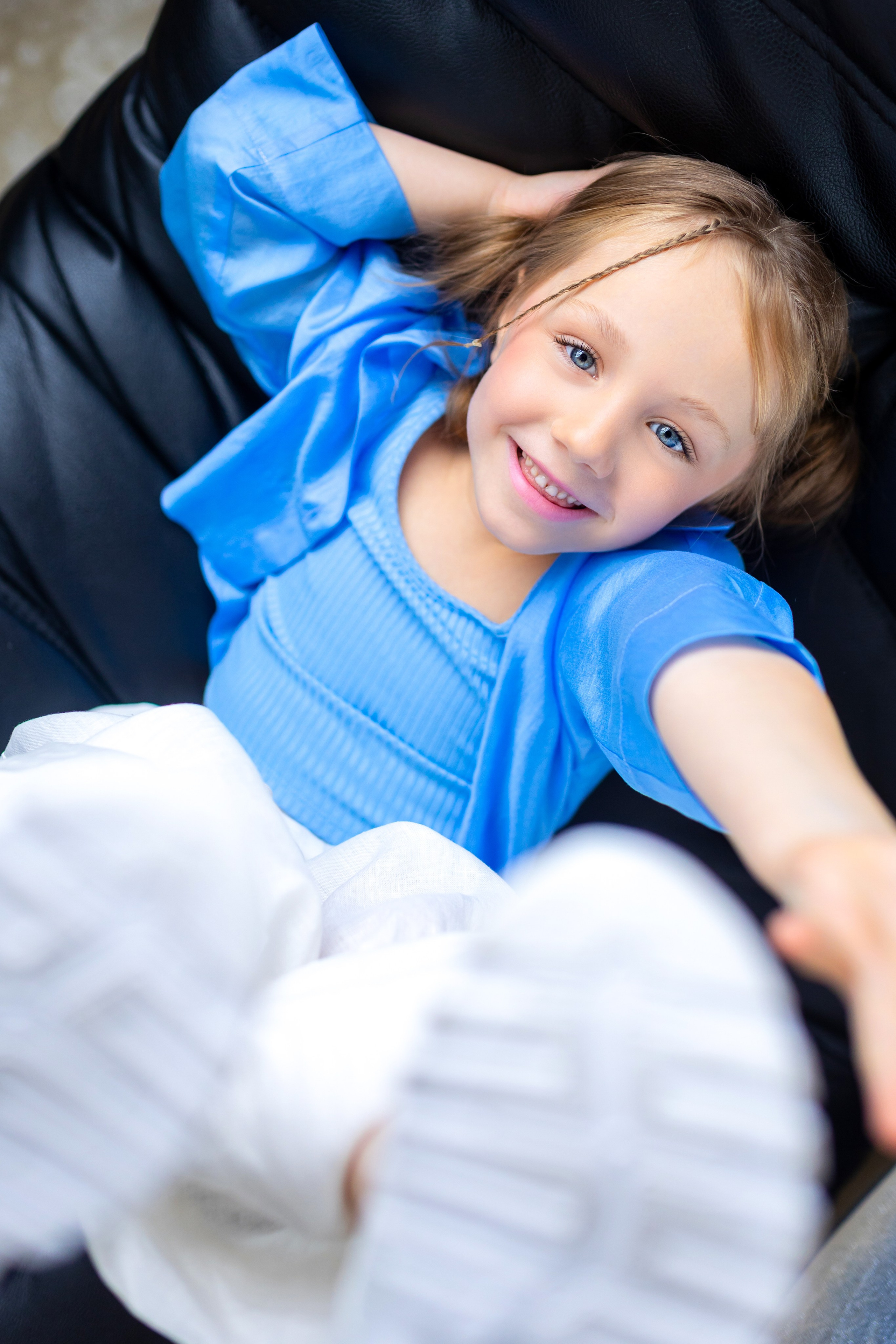 Алиса. «Лаборатория Фотофей» — Виктория Балмош и Юлия Мун. Екатеринбург