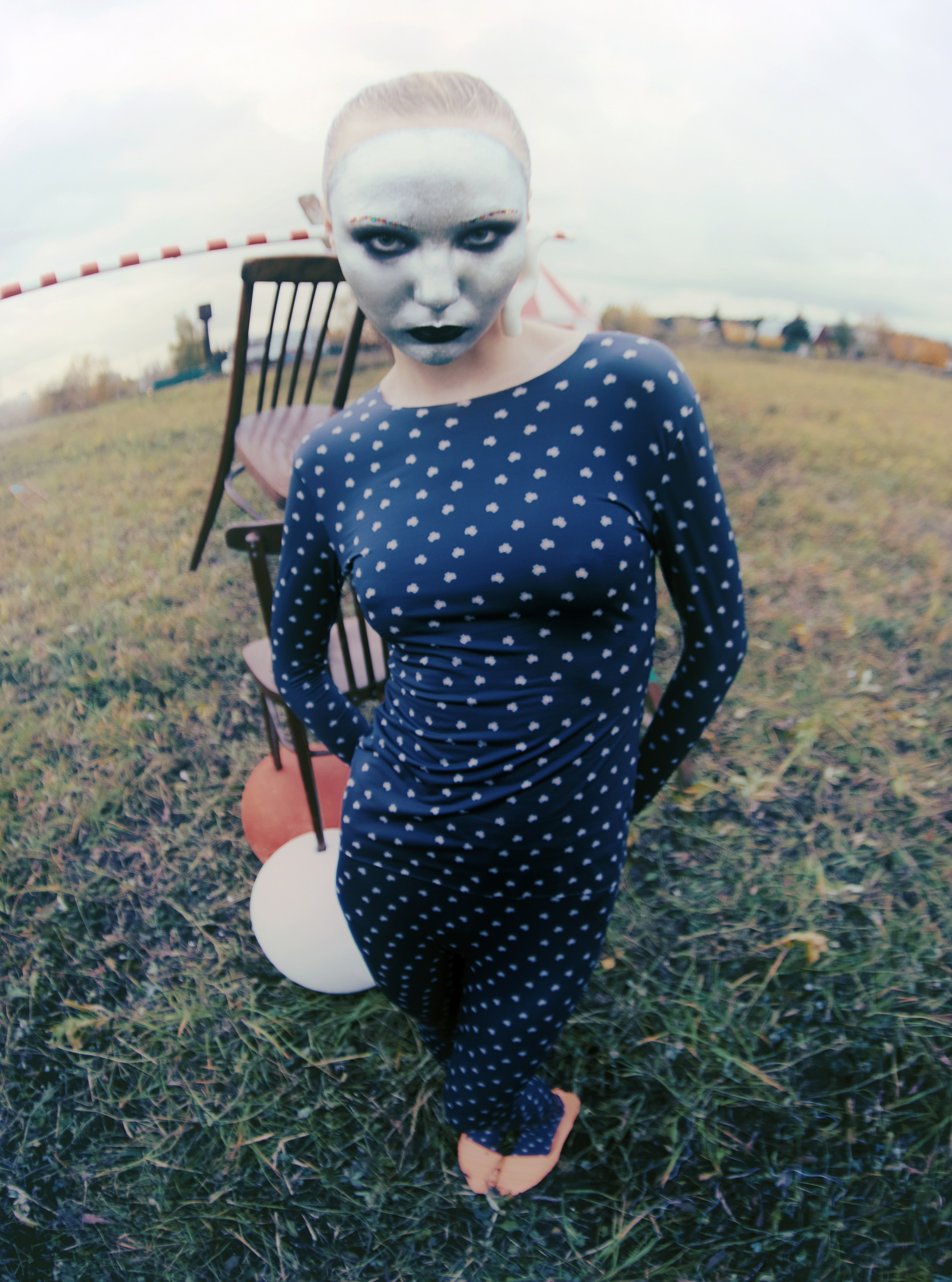 Badlon magazine: Sad circus. WORKS