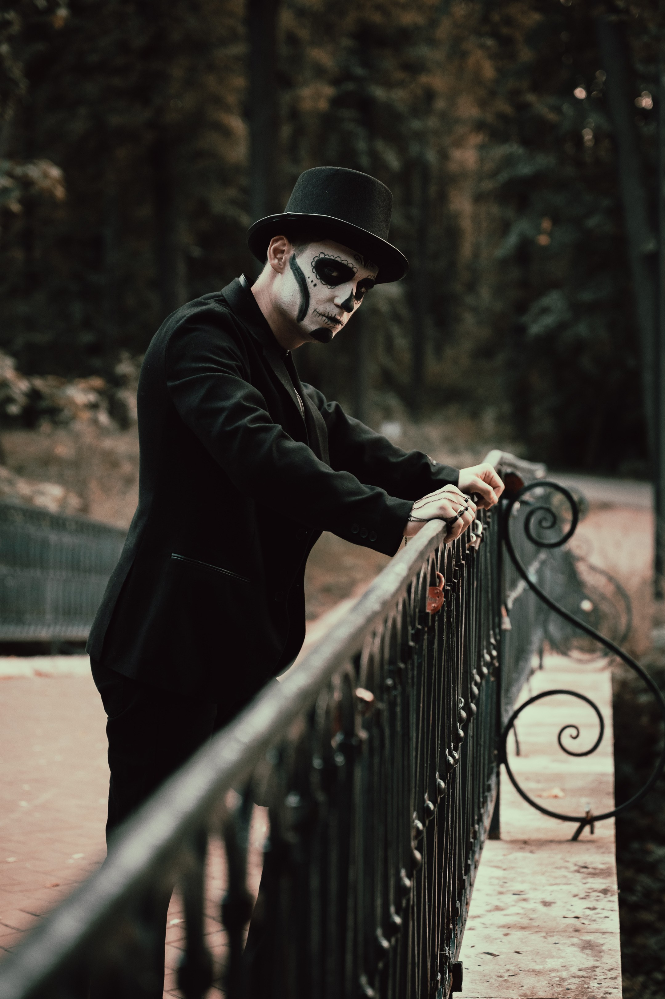 Halloween (Roman and Natalia). Photographer in Moscow Anna Chistiakova