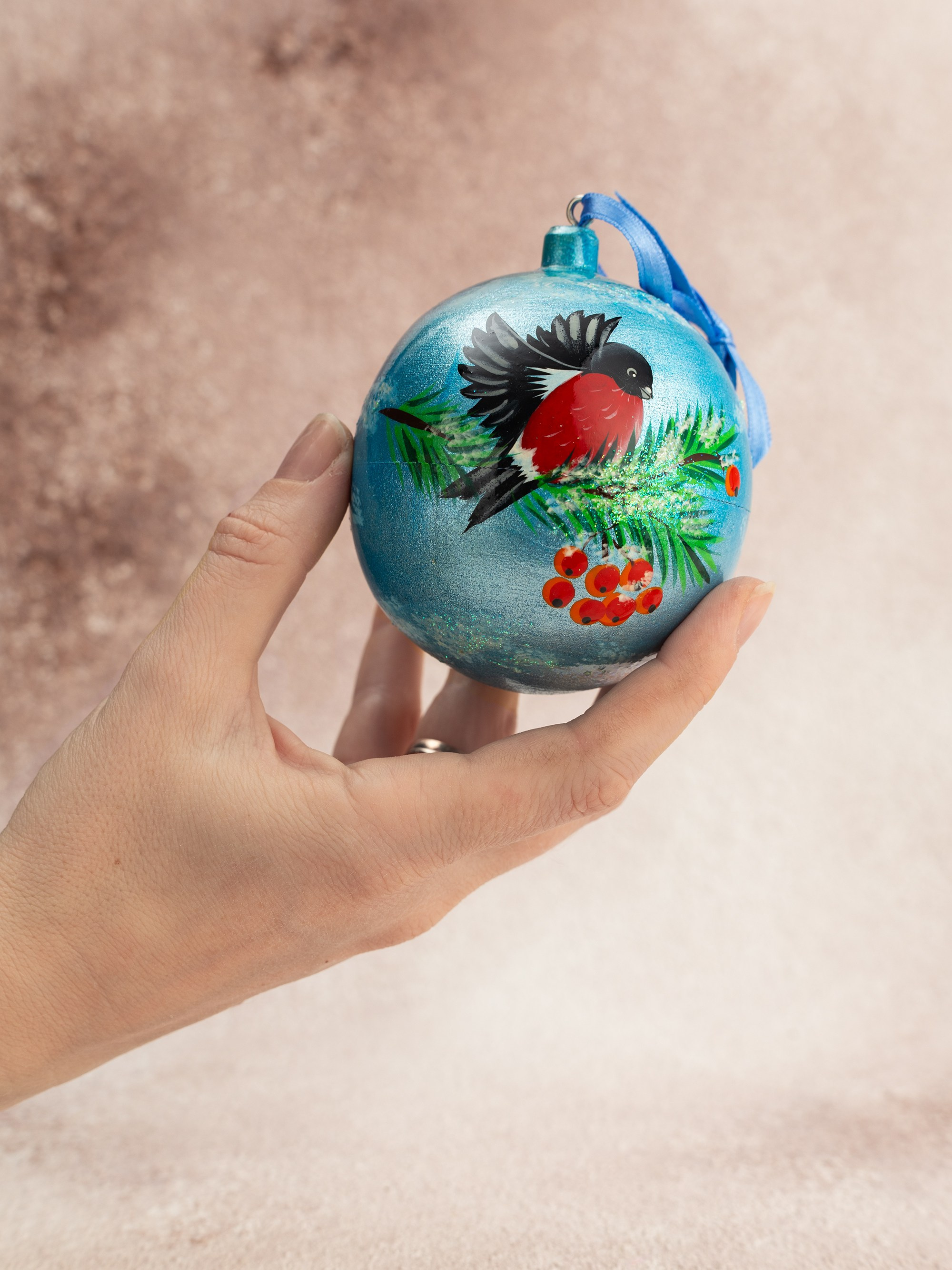 Новогодние шары. Фотостудия T-CUBE