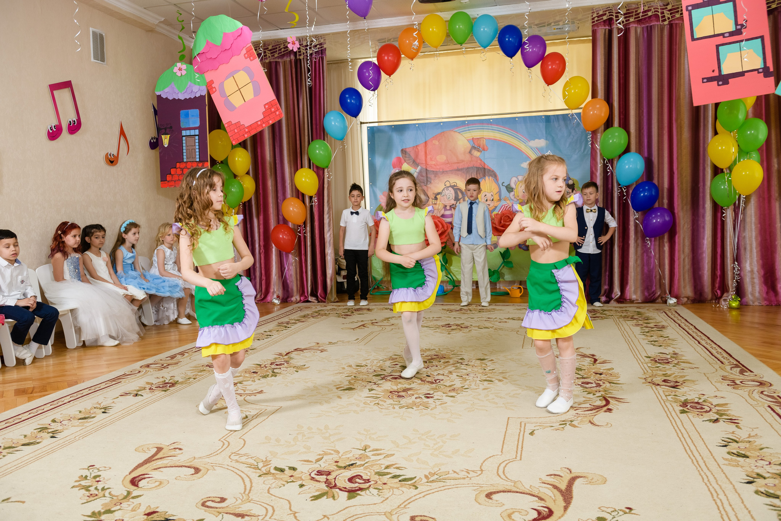 Выпускной утренник. Фотограф в Ростове-на-Дону Маркер Елена