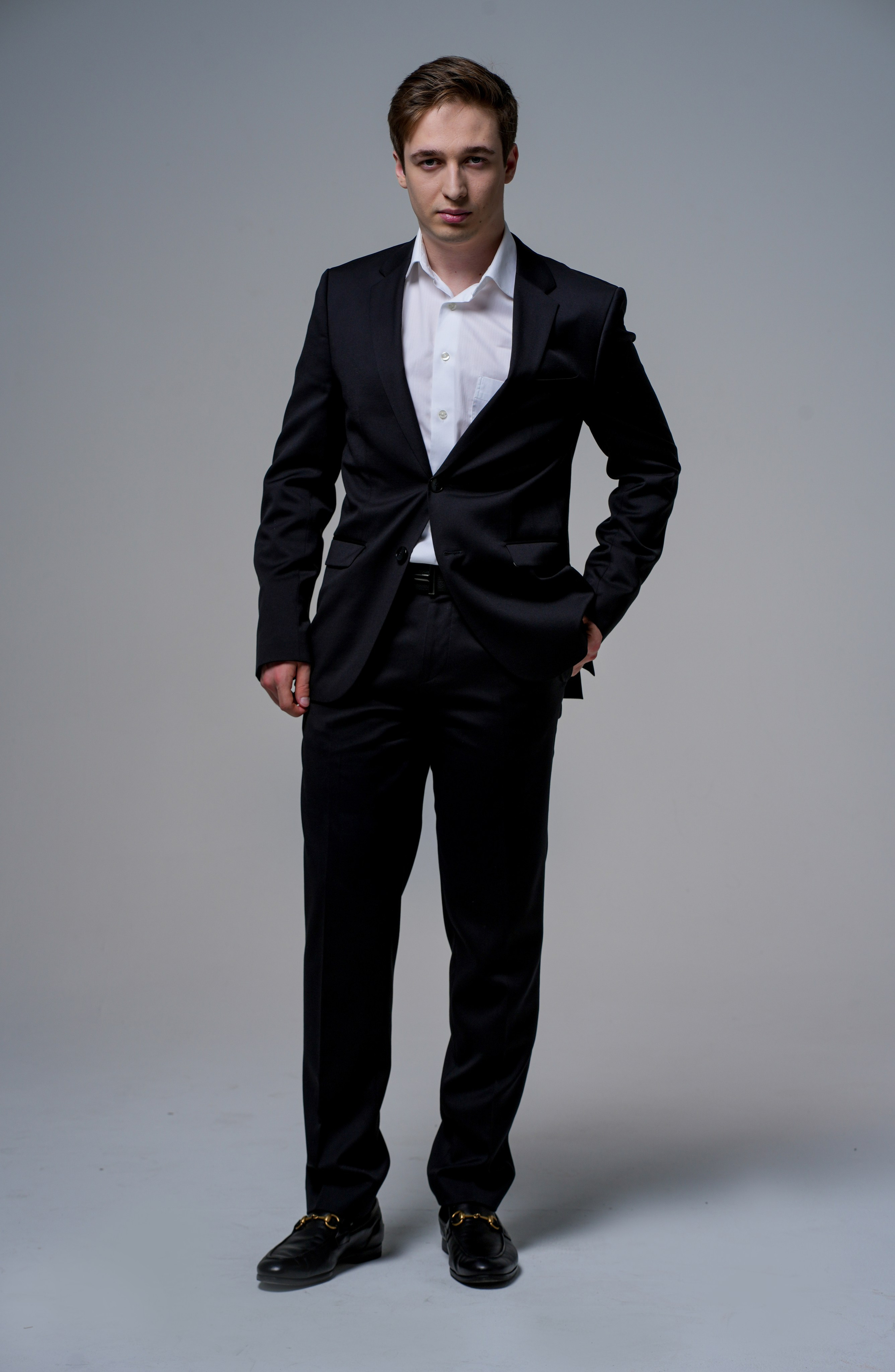 Актёр Ярослав Заргаров. Портретная съемка в Москве, студийный фотограф Игорь Фомин