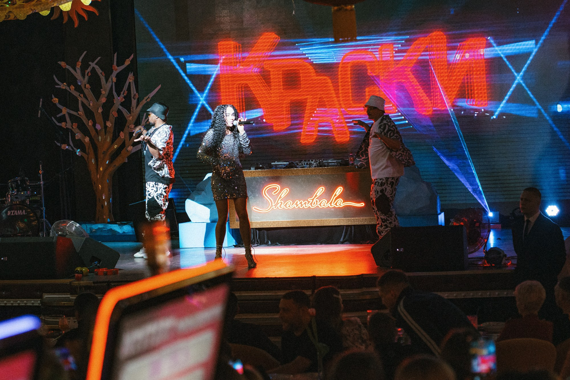 Группа Краски в Шамбале. Фотограф Мещанин Юрий