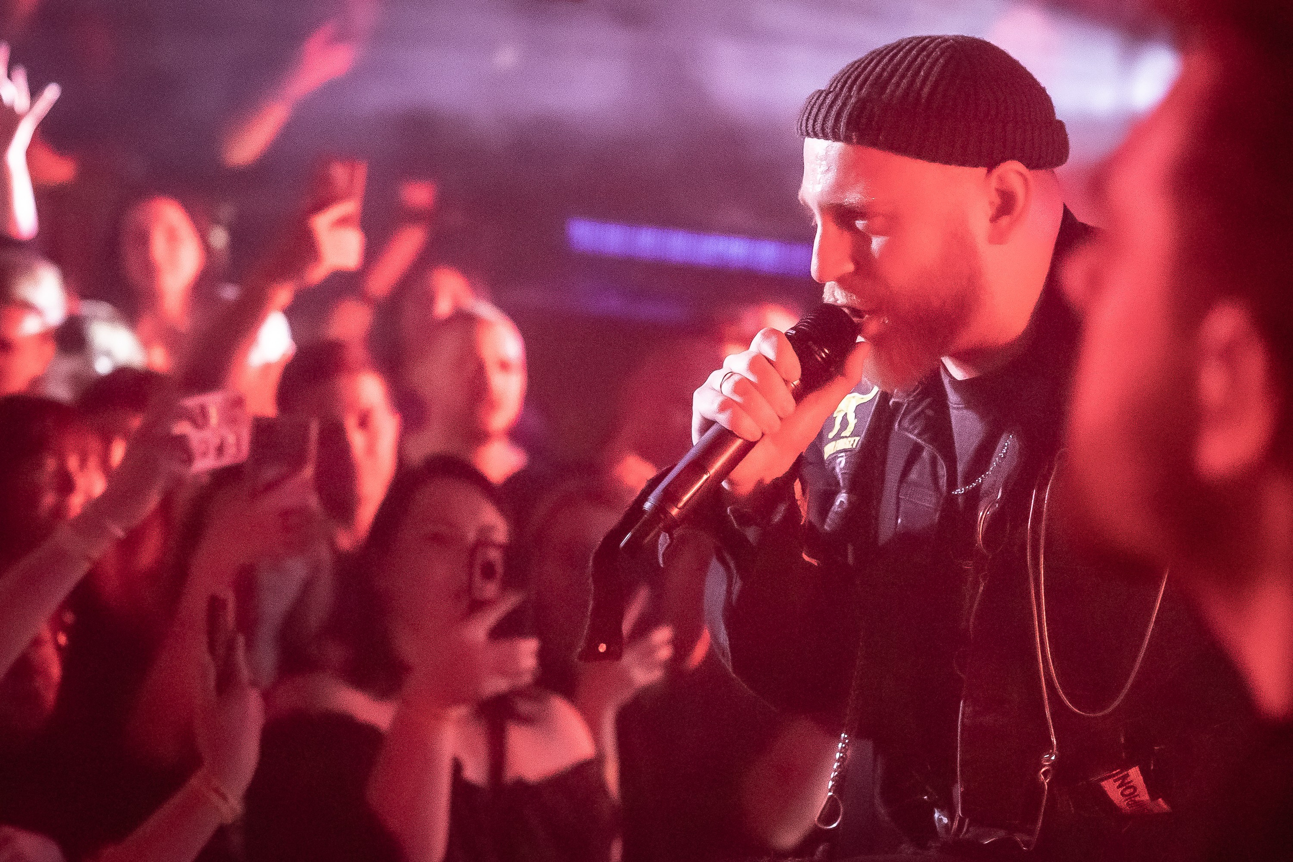 Концерт альтернатив метал группы iOSTRA в «Music bar Мумий Тролль» Москва. Фотограф Владимир Охрименко