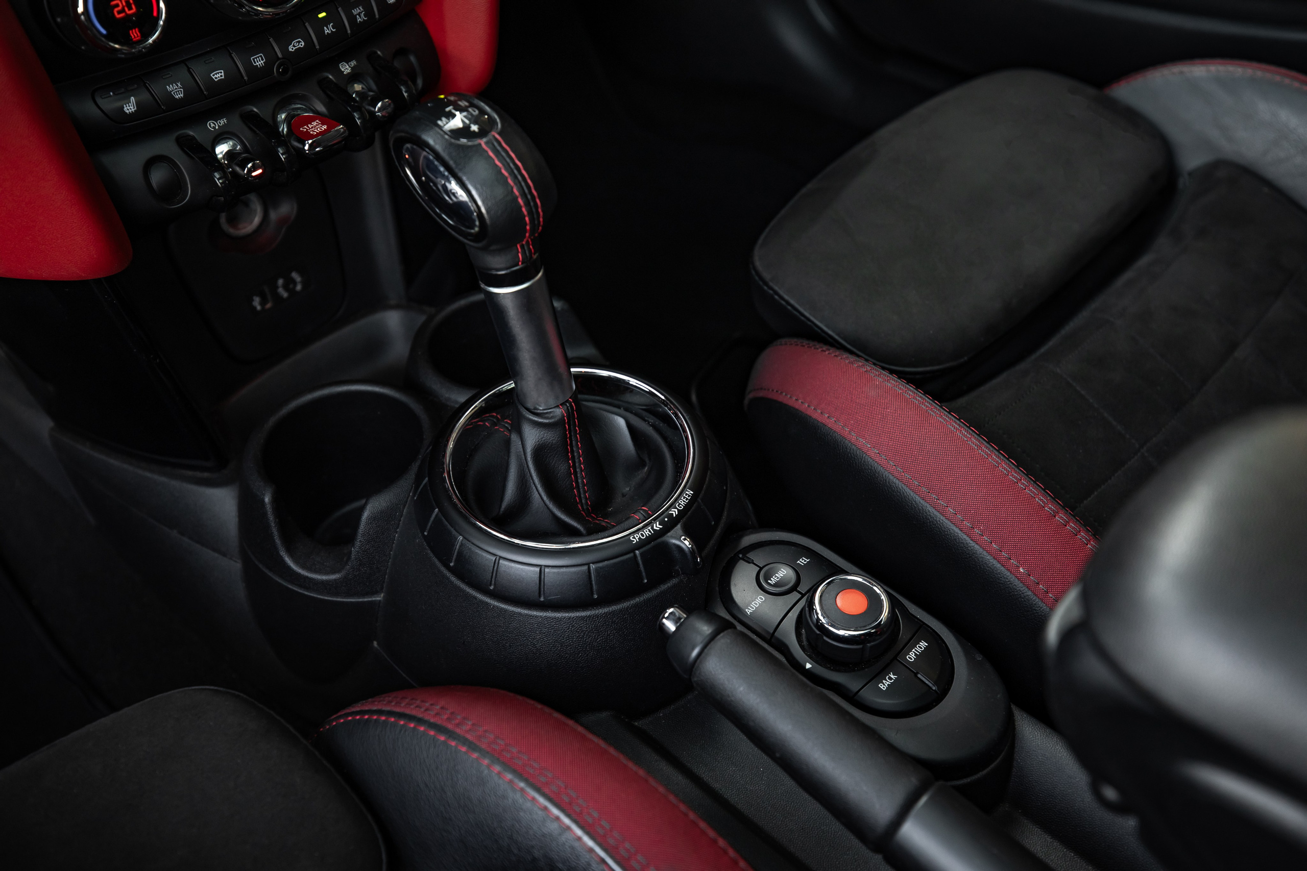 MINI jcw. Автомобильный фотограф в Москве Андрей Емельянов