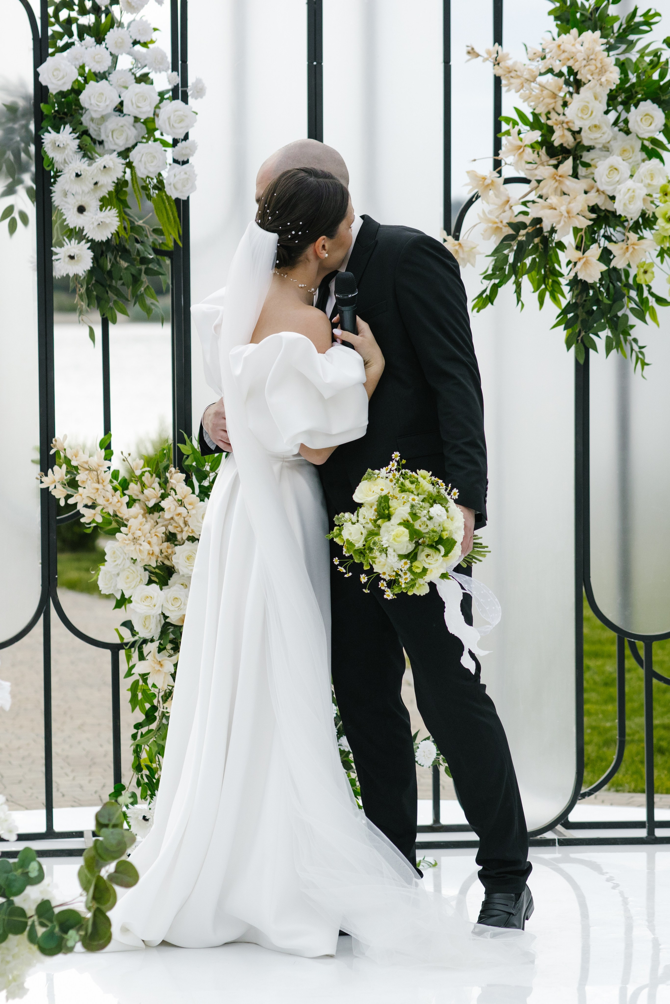 Геворг и Екатерина 17.05.2025. ОРГАНИЗАТОР МЕРОПРИЯТИЙ ОКСАНА МАНУЗИНА ШАХТЫ I РОСТОВ I РОСТОВСКАЯ ОБЛАСТЬ