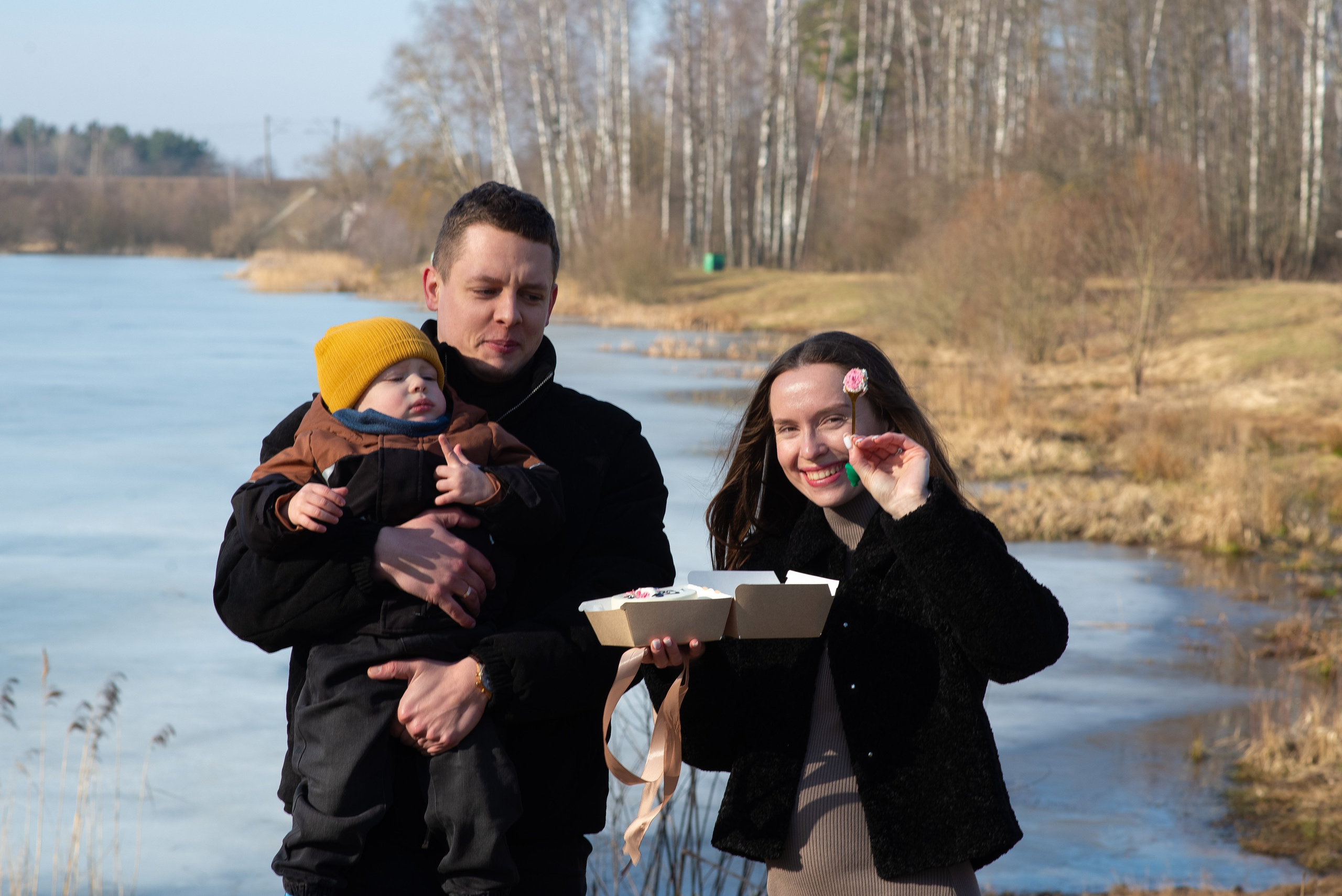Екатерина, Артем и Родион. Семейный фотограф на выписку из роддома и крещение Минск Настя Гришук