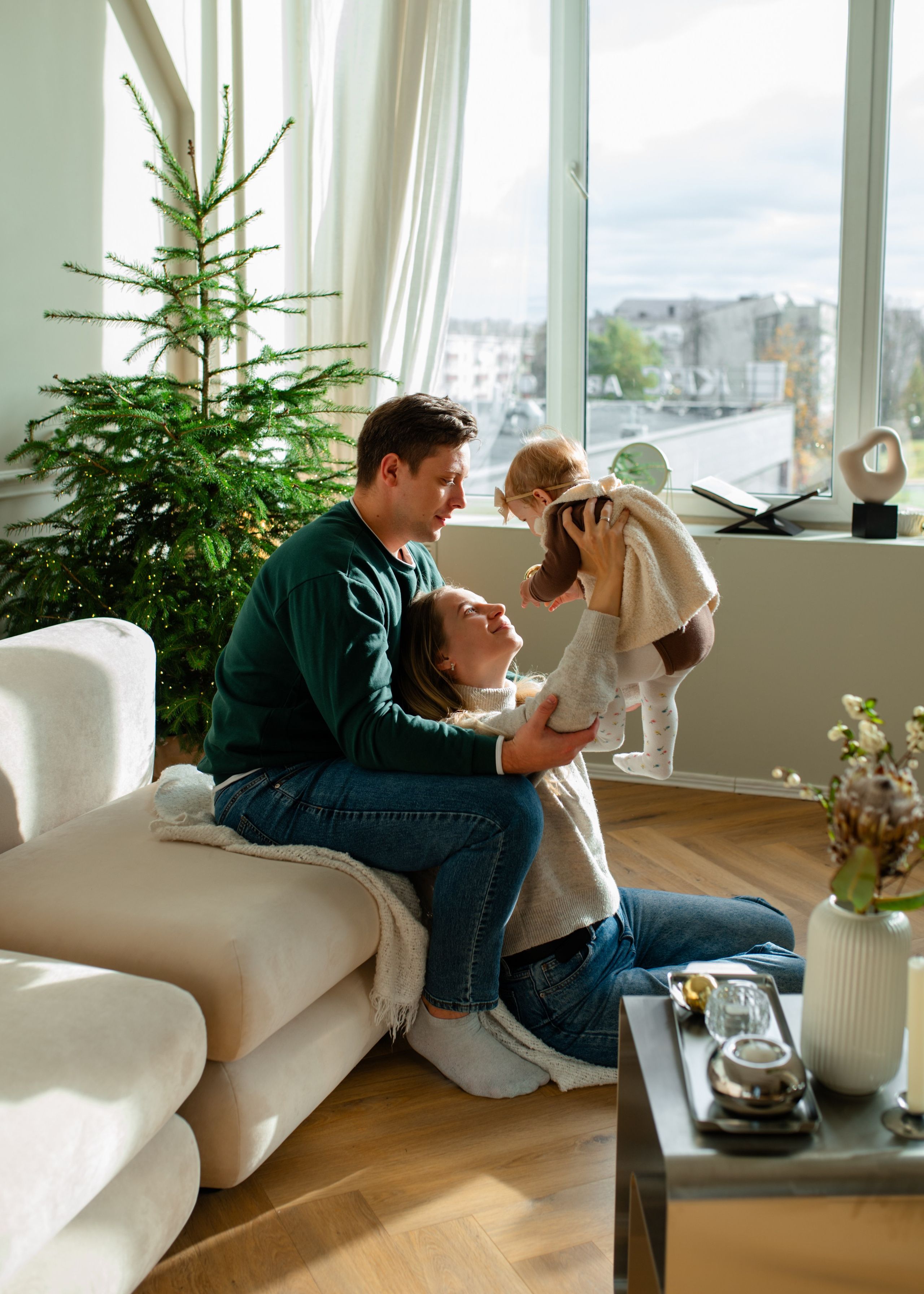 Василиса, Анастасия и папа. Форест студия. Свадебный фотограф в городе Минск Крохмалюк Анна