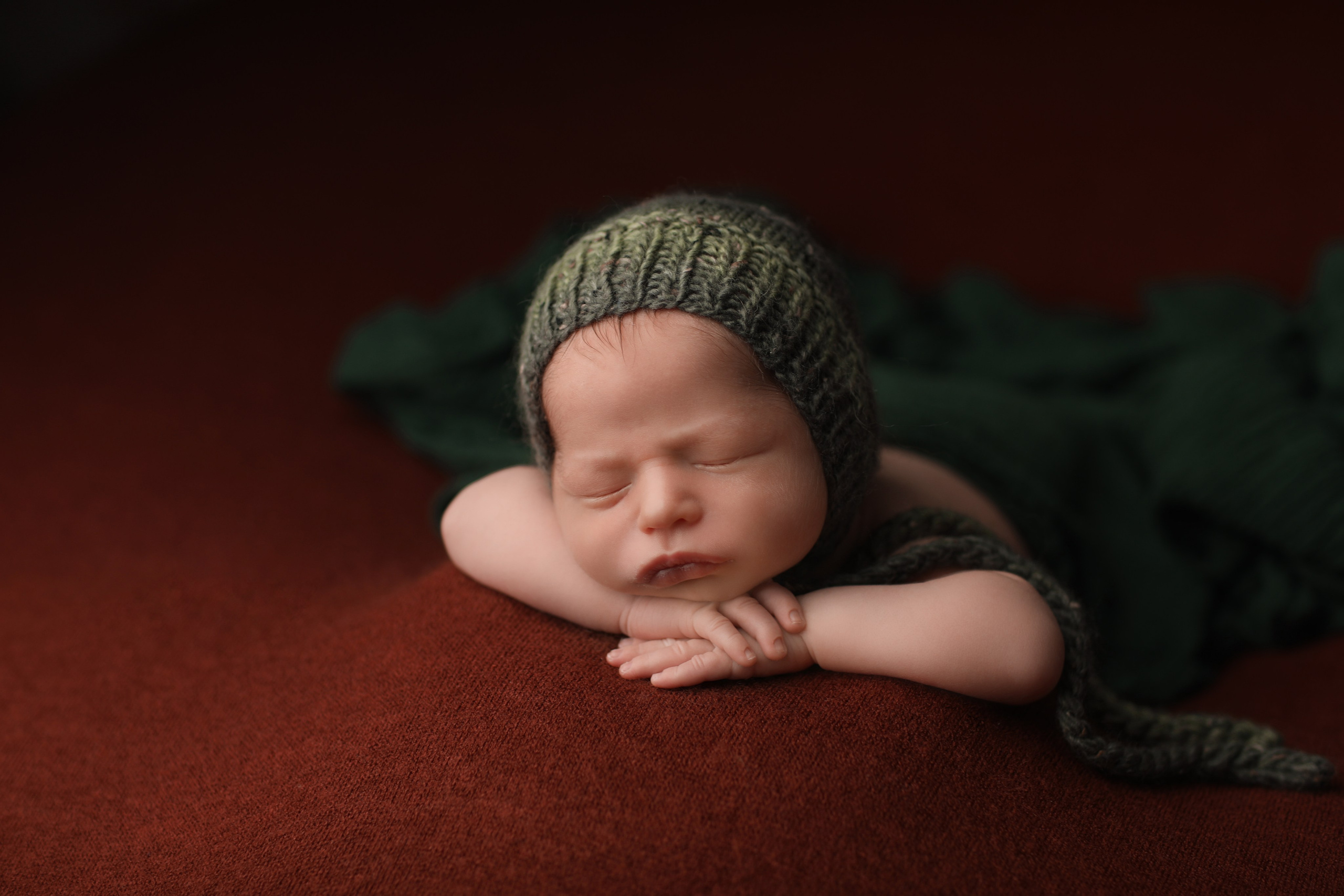 PH @anna_molodykh_newborn.almaty. Retoucher Aleksmokh