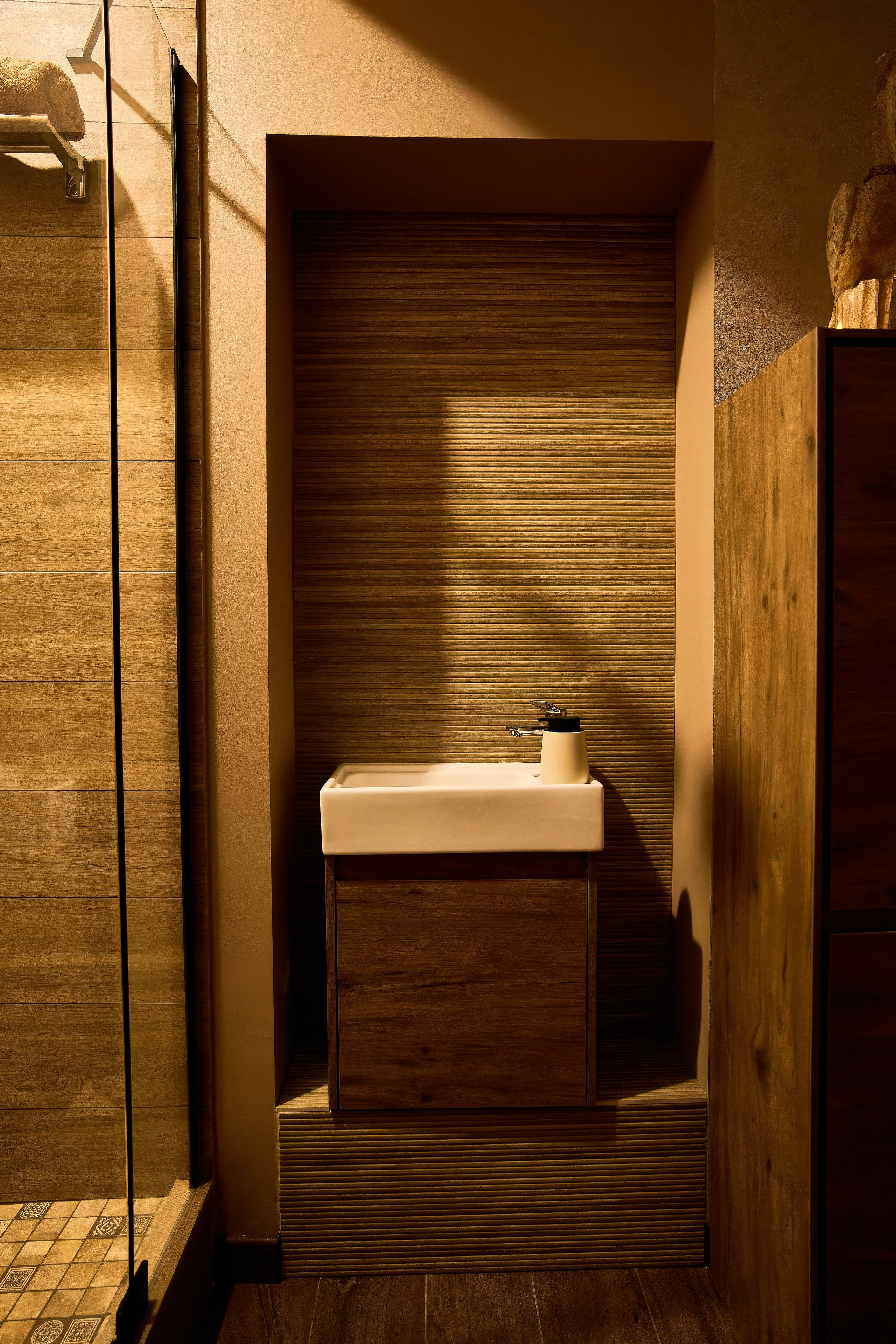 Интерьеры ванной комнаты Тайского массажного салона