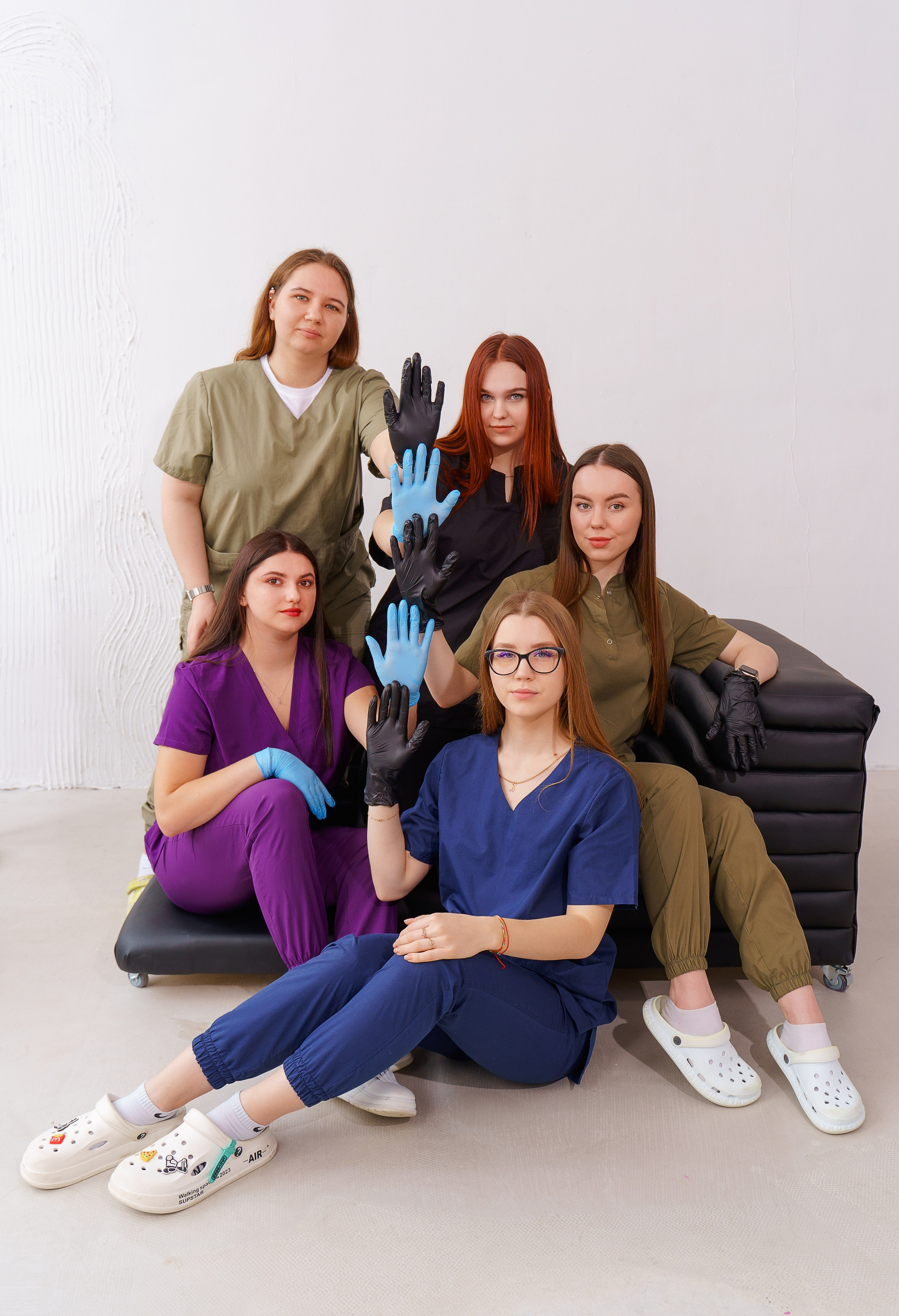 Медколледж. Стильные выпускные альбомы и индивидуальные фотосессии в Таганроге