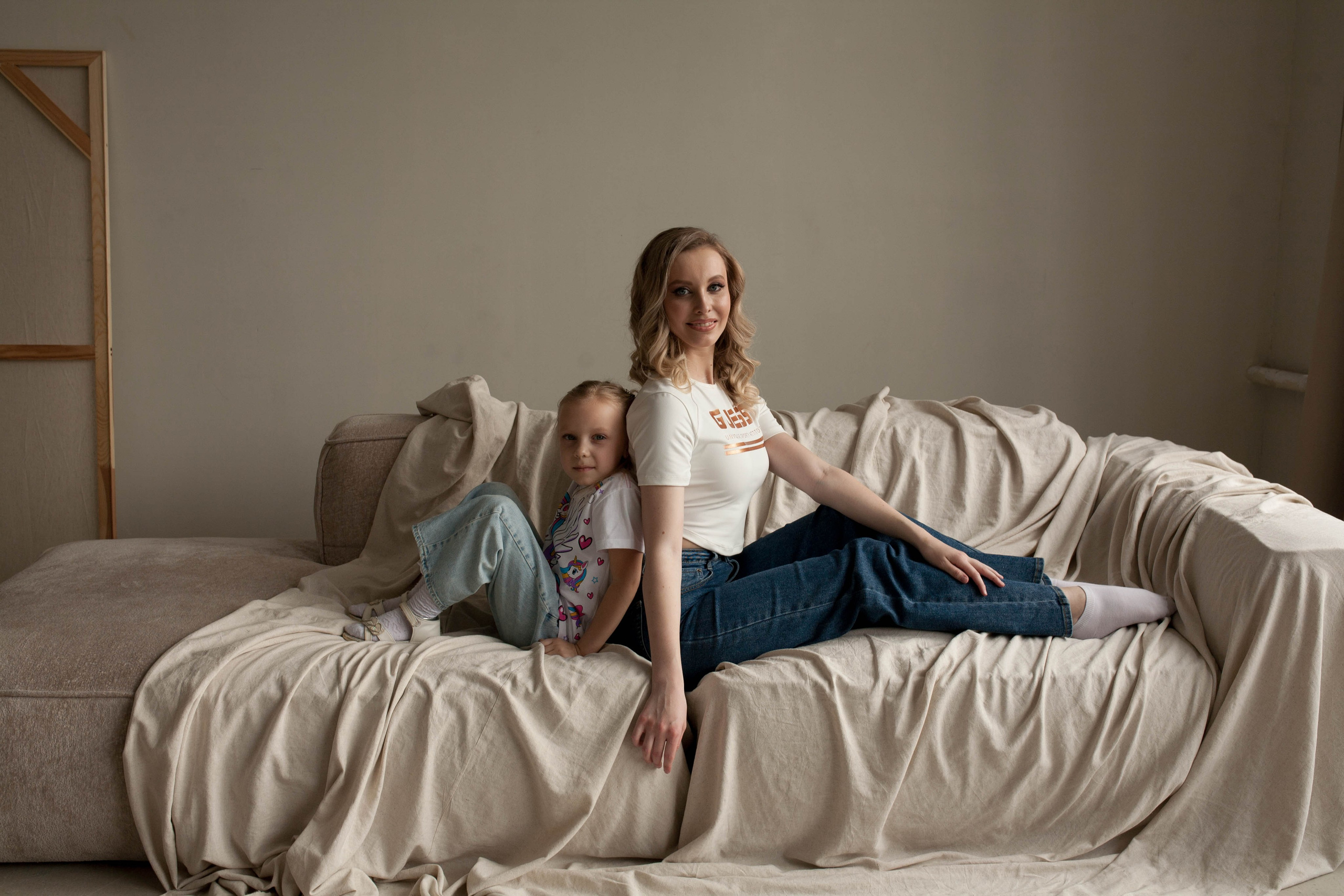 Семейная съемка в фотостудии Gallery. Фотограф Красноярск Базуев Марк