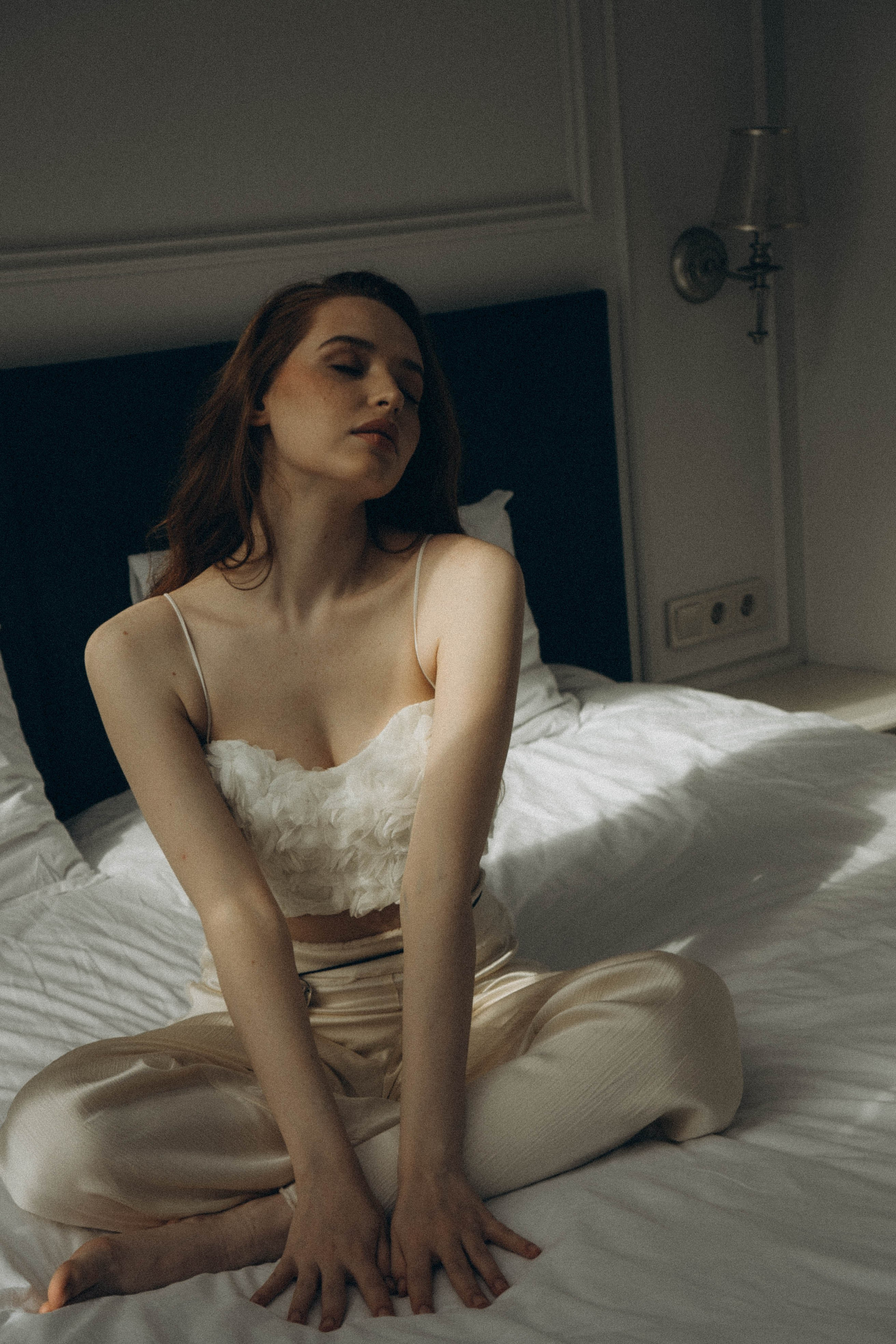 СВАДЕБНАЯ СЬЕМКА В ОТЕЛЕ. СБОРЫ ЖЕНИХА И НЕВЕСТЫ И ТАКЖЕ ТОР И ПОДГОТОВКА К ПРОГУЛКЕ. Профессиональный фотограф, Санкт-Петербург — Виктория Богомолова