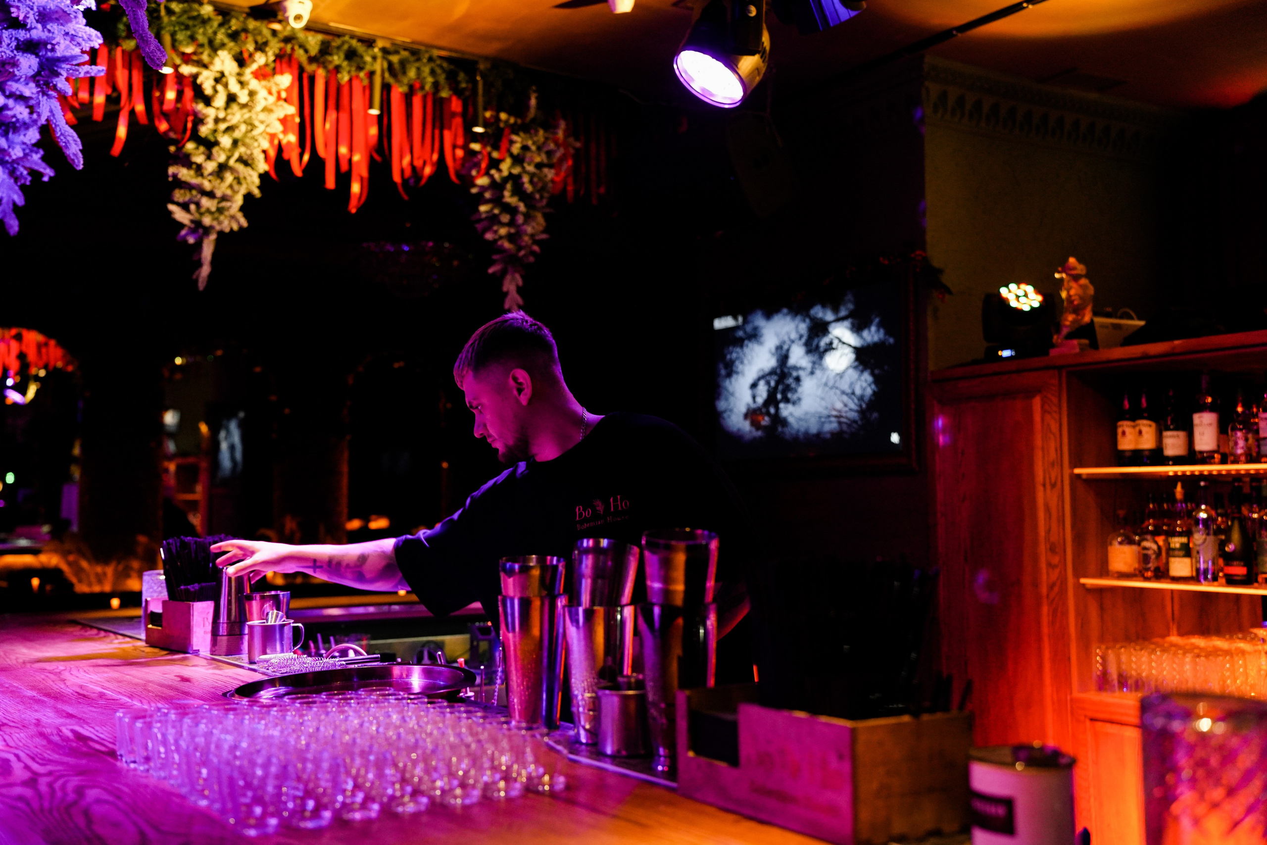 EVENT-туса в караоке. Свадебный фотограф и видеограф в Ростове-на-Дону. Максим и Наталья Лебедевы