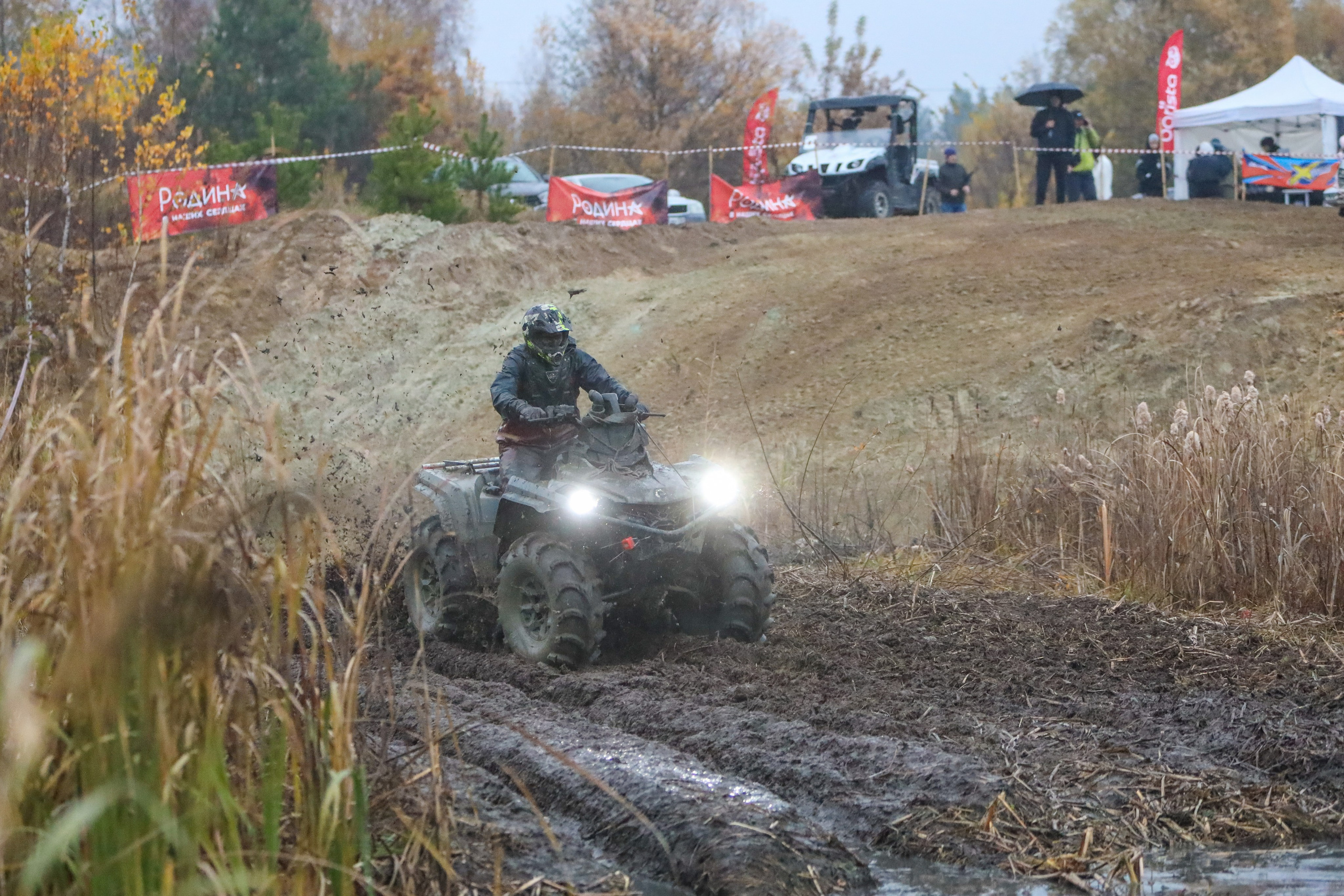 Гонки на квадроциклах Грязевое кольцо. Спортивный фотограф в Самаре