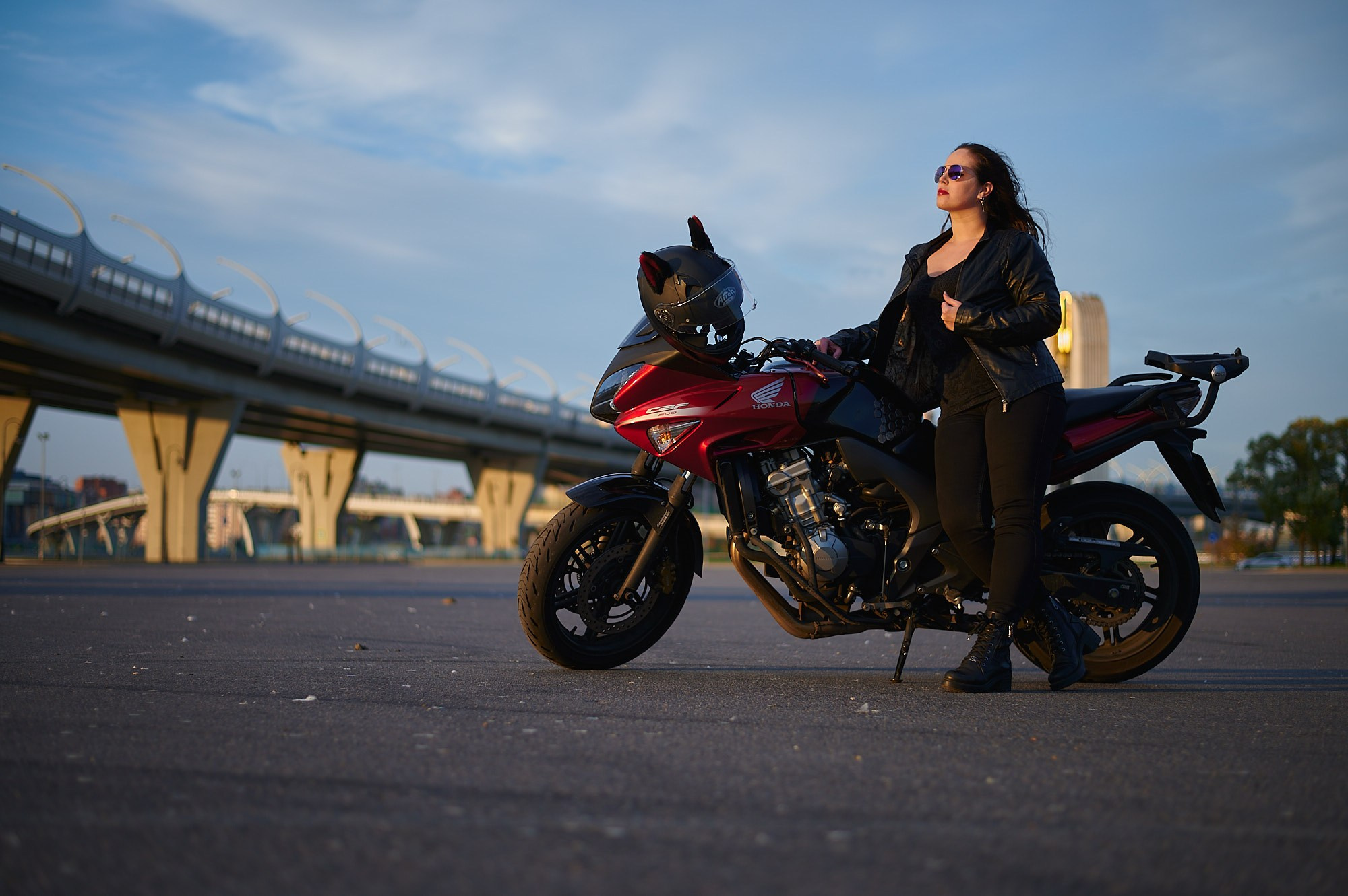 Семейный и индивидуальный фотограф на улице в Санкт-Петербурге