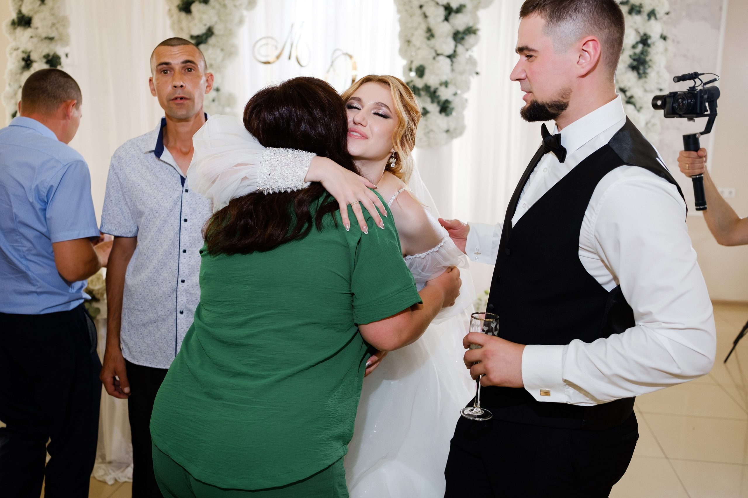 Максим и Ольга. Свадебный фотограф | репортаж | праздники | крещение