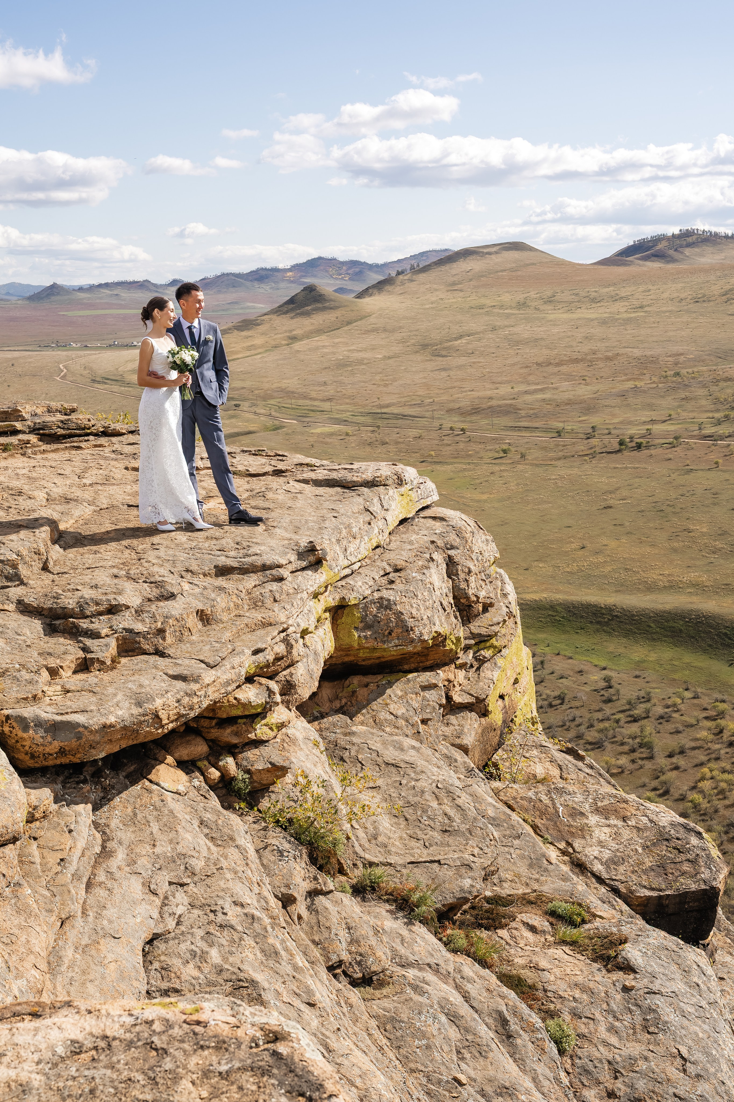 Сентябрь. Фотограф и видеограф в Улан-Удэ: Аюна Габагуева и Артём Шаханов