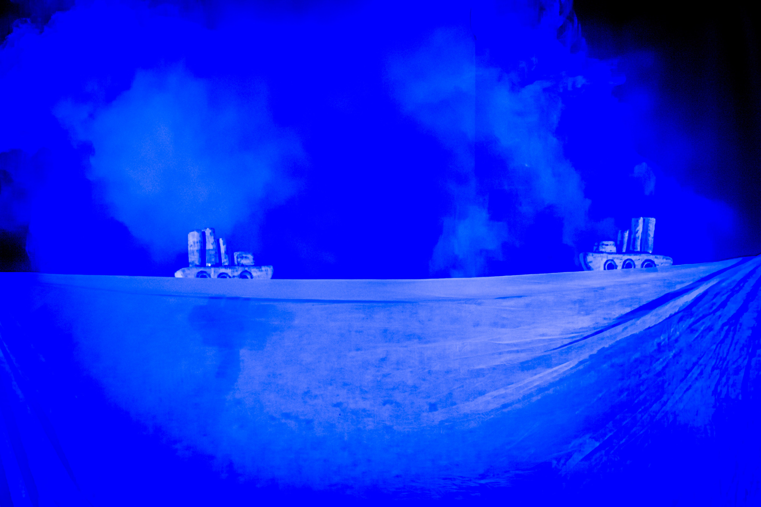 Жирафа и носорог спектакль театра Саквояж. Фотограф в Сочи Юрий Шептаев