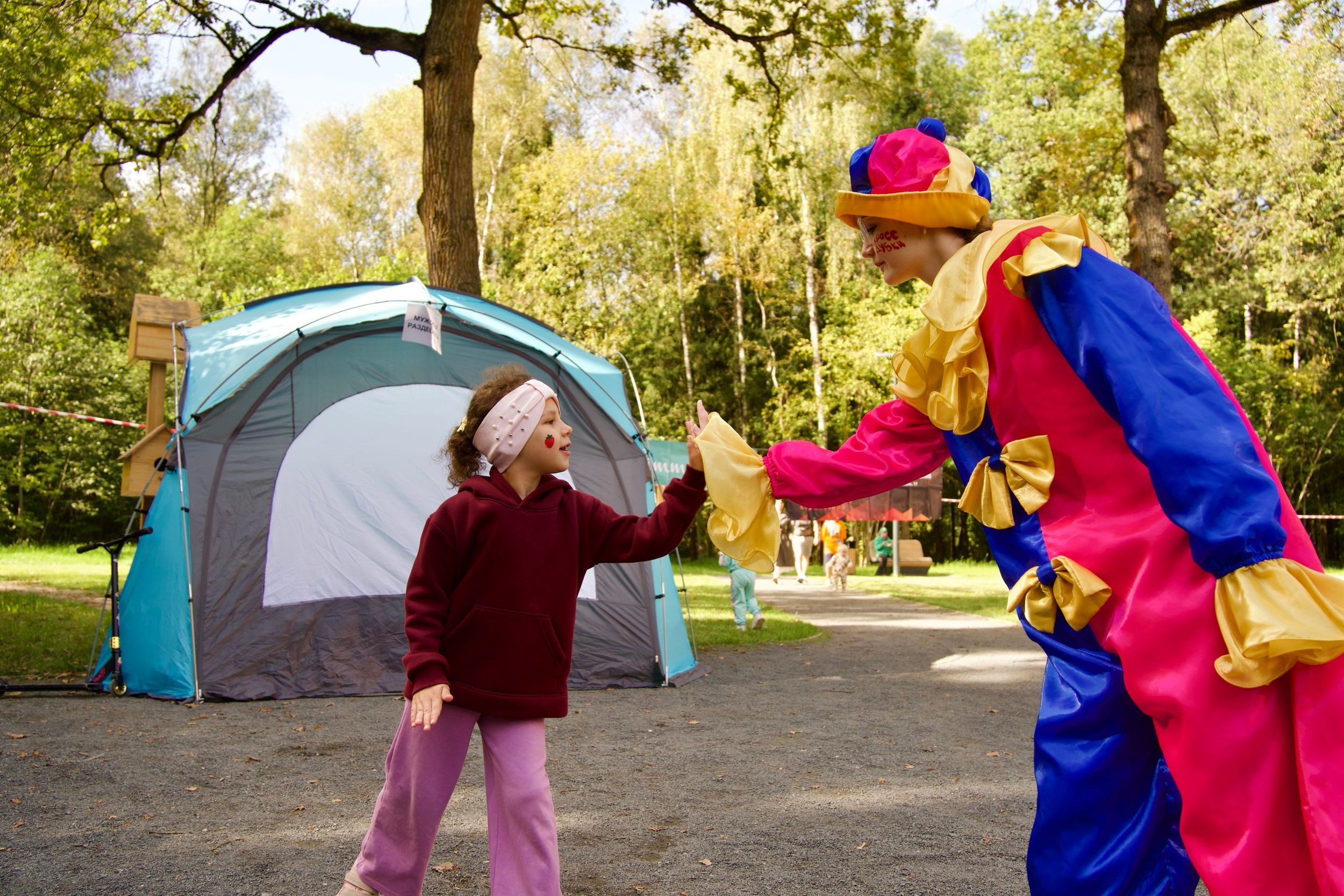Забег в парке «Дубки». Кафе «БЕЛКА НАШЕПТАЛА». Ну оооочень концептуальное кафе