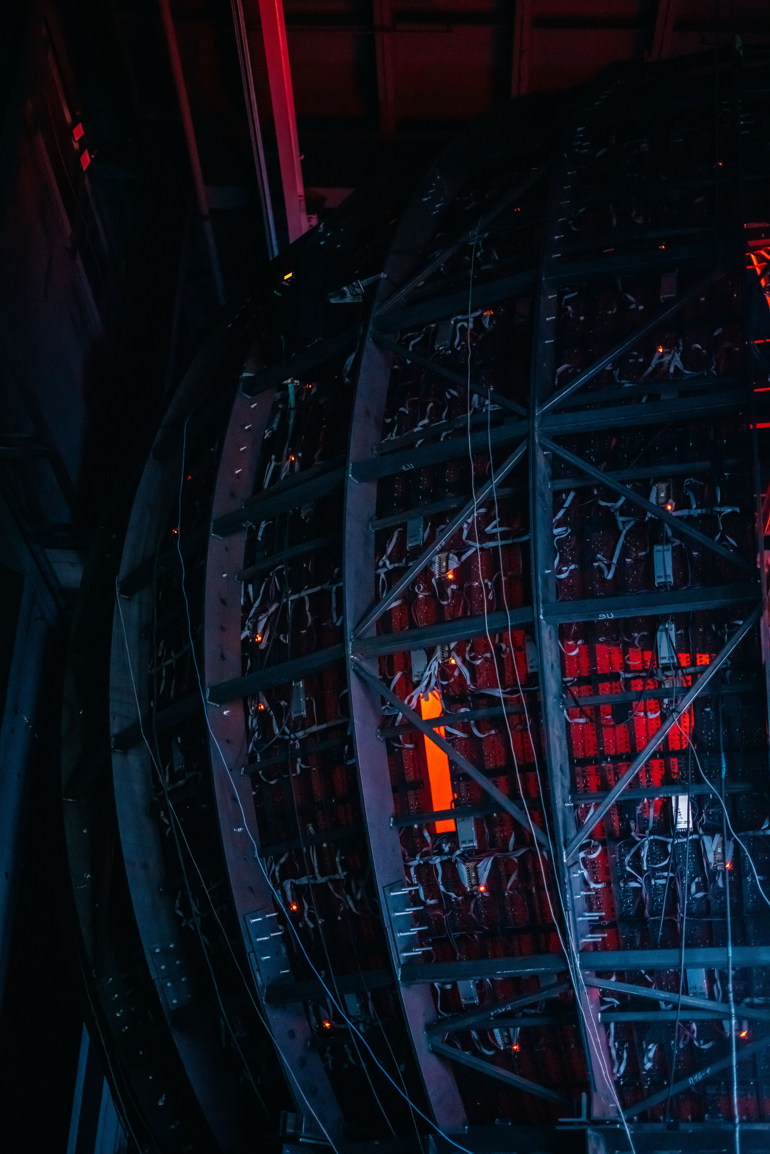 INTERVALS / 2025. Саша Копылов, фотограф в Казани