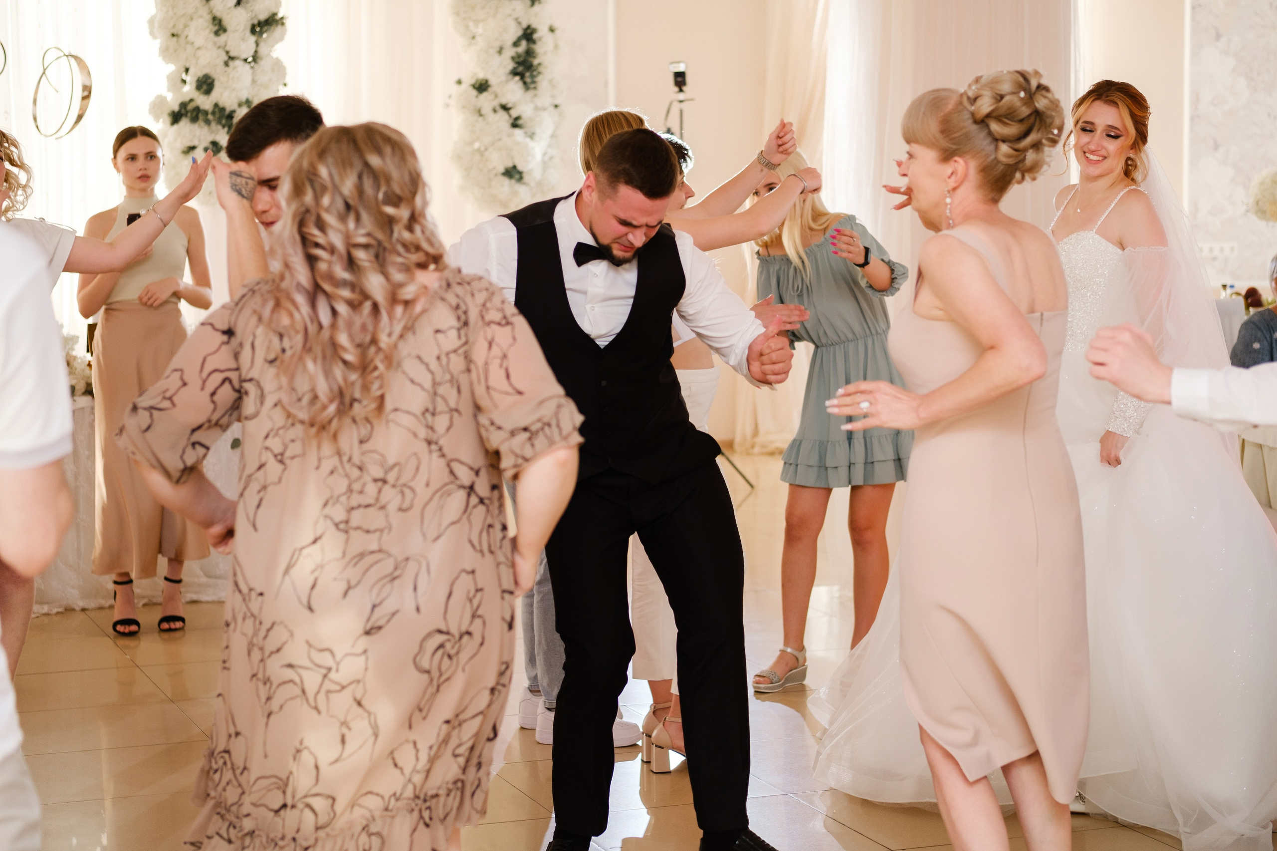 Максим и Ольга. Свадебный фотограф | репортаж | праздники | крещение