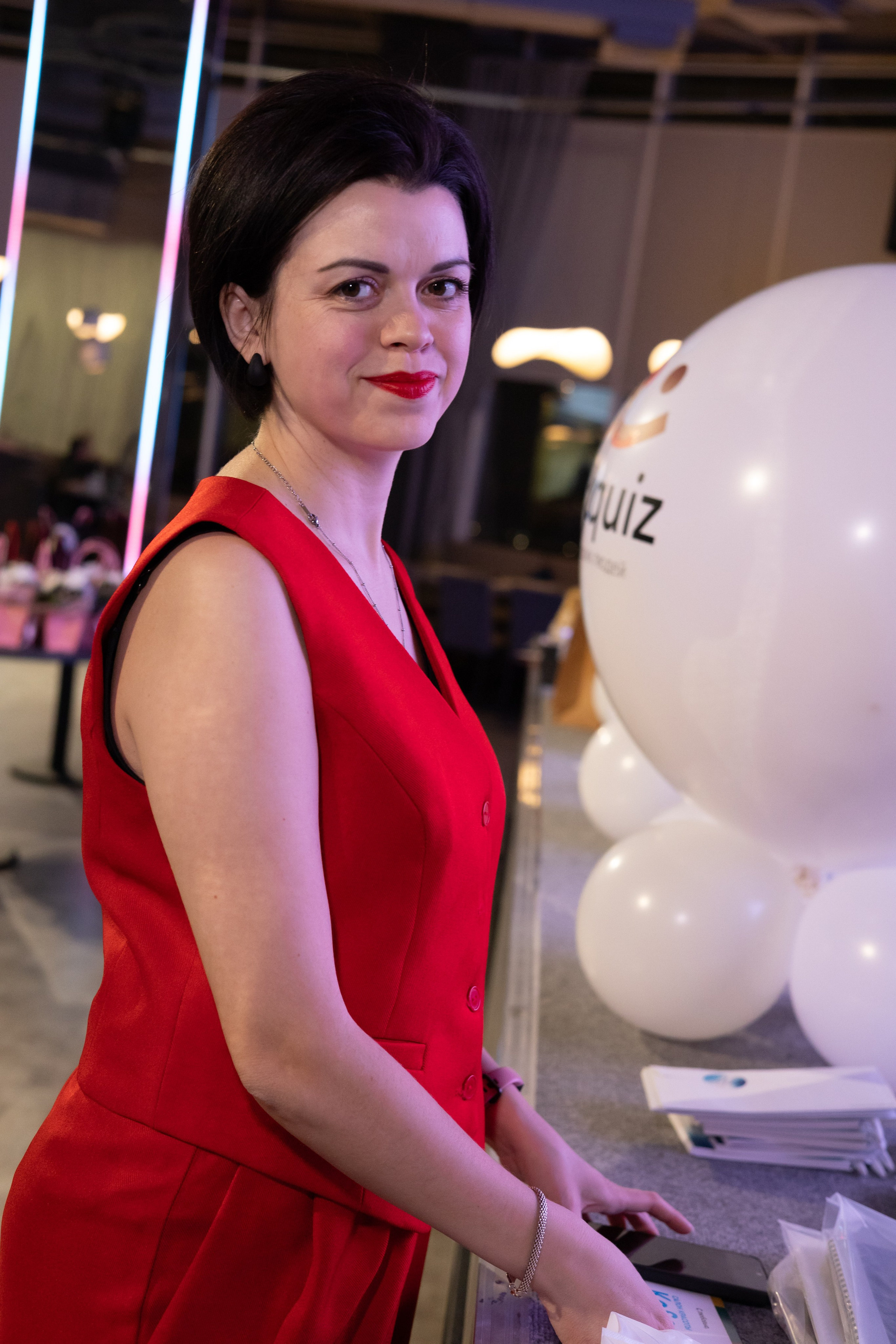 13ая BIZ QUIZ: деловая игра | Красноярск. Фотограф Красноярск съемки лавстори, фотосессия в студии, портретная съемка, творческие фотосессии