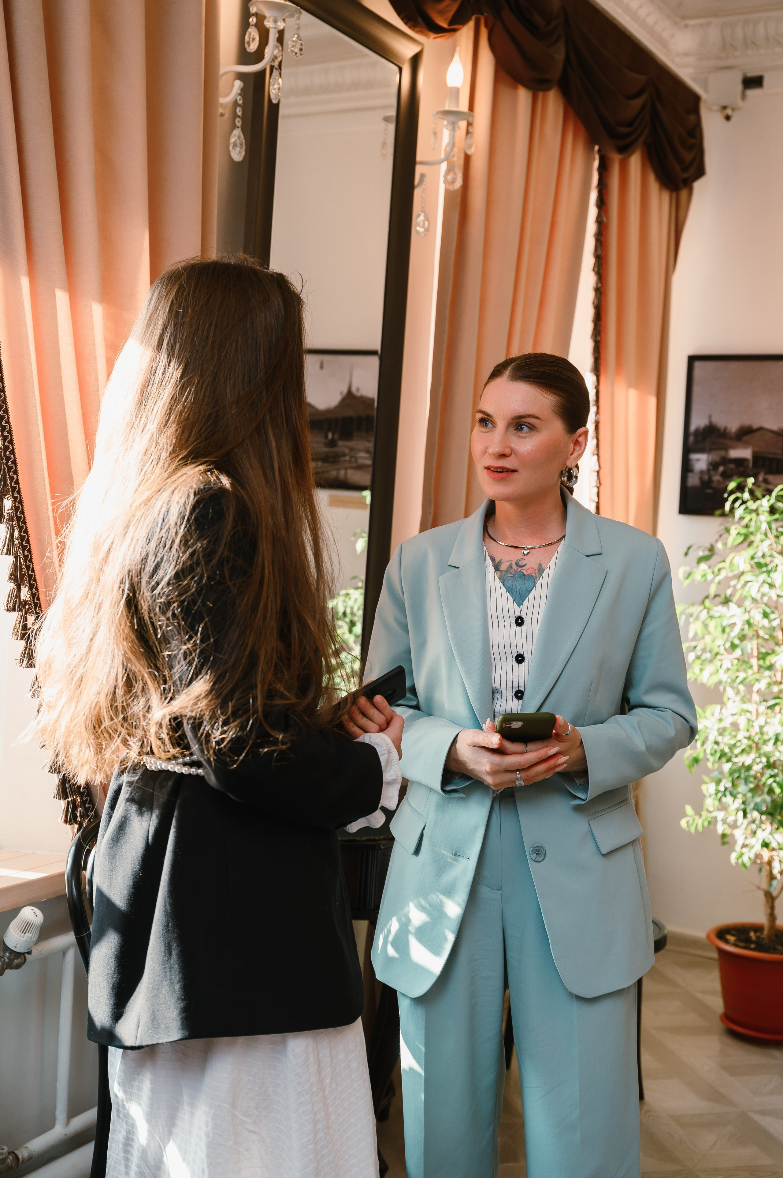 «Евгений Онегин»: лекция в особняке. Wedding and family photographer USA