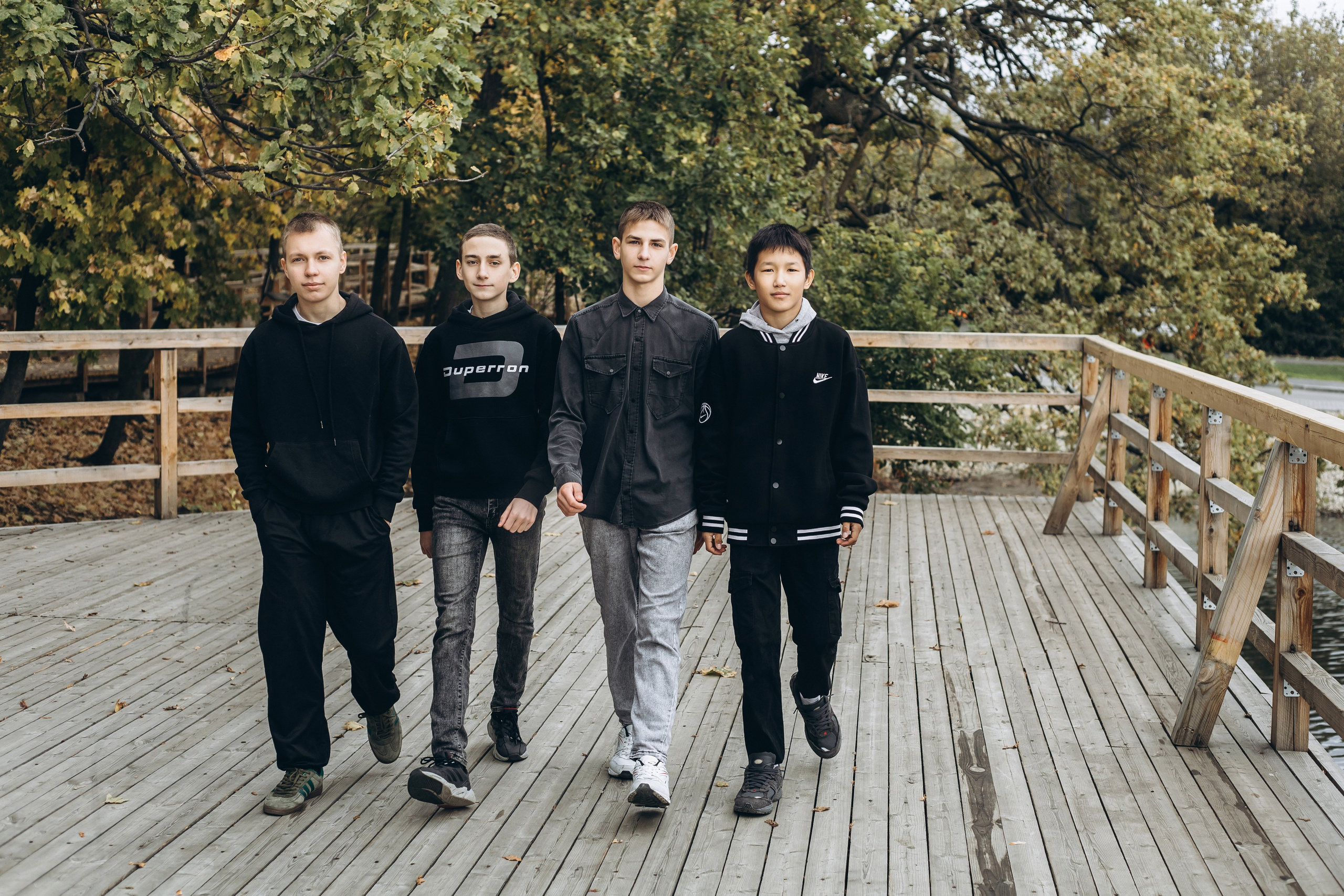 Выпускной класс на альбомы в школе+природа. Портретный и семейный фотограф в Саратове Елена Шустова