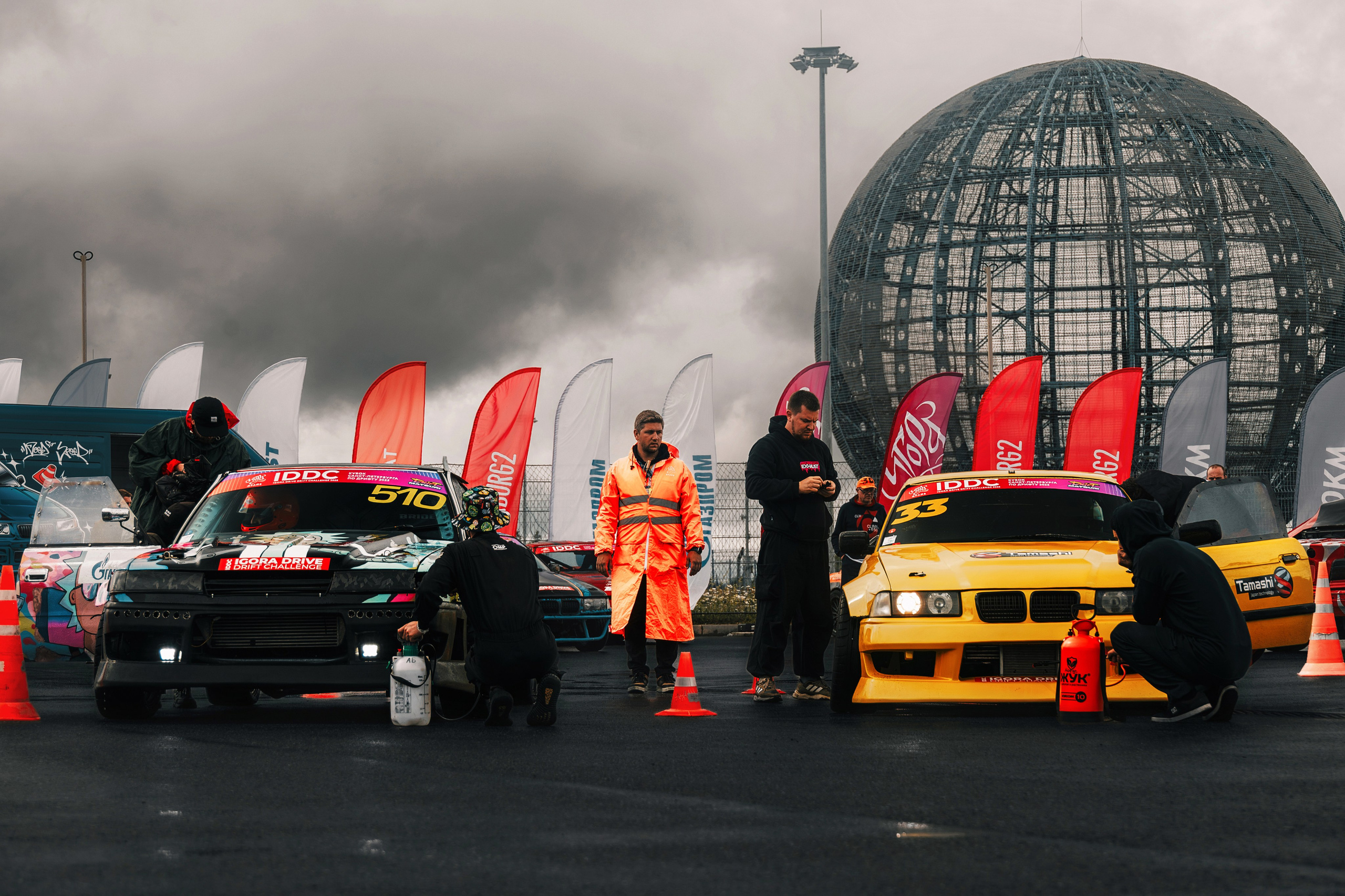 IDDC Этап 2: Бетонный Колизей и блогеры в деле