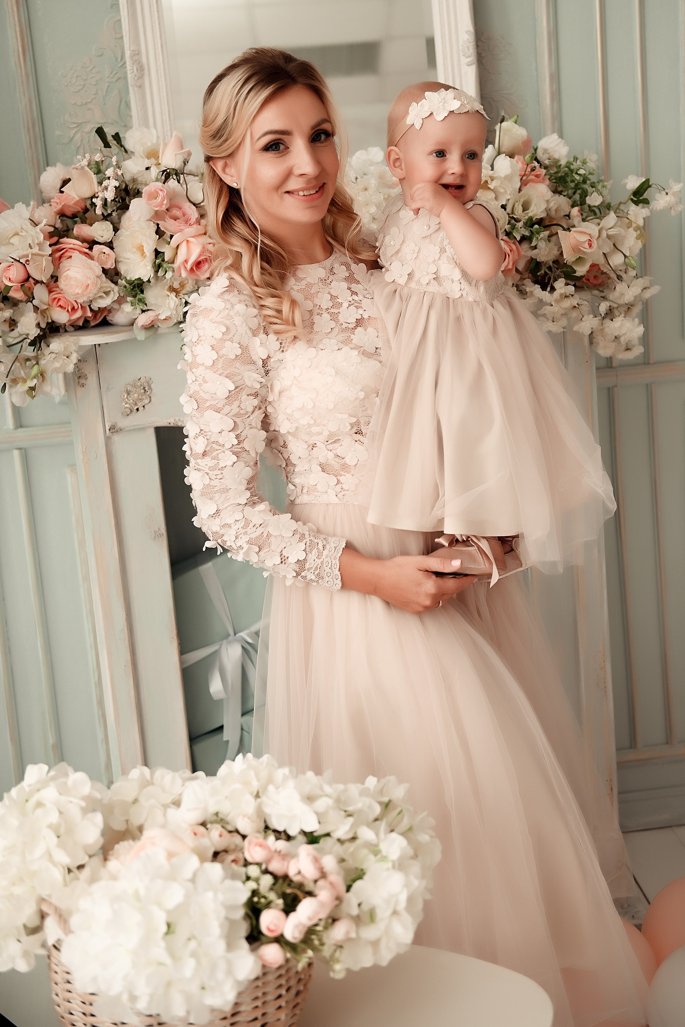 Студийные семейные, детские, индивидуальные фотосессии. Свадебный, семейный, детский, контент фотограф в Омске Максим Ильин