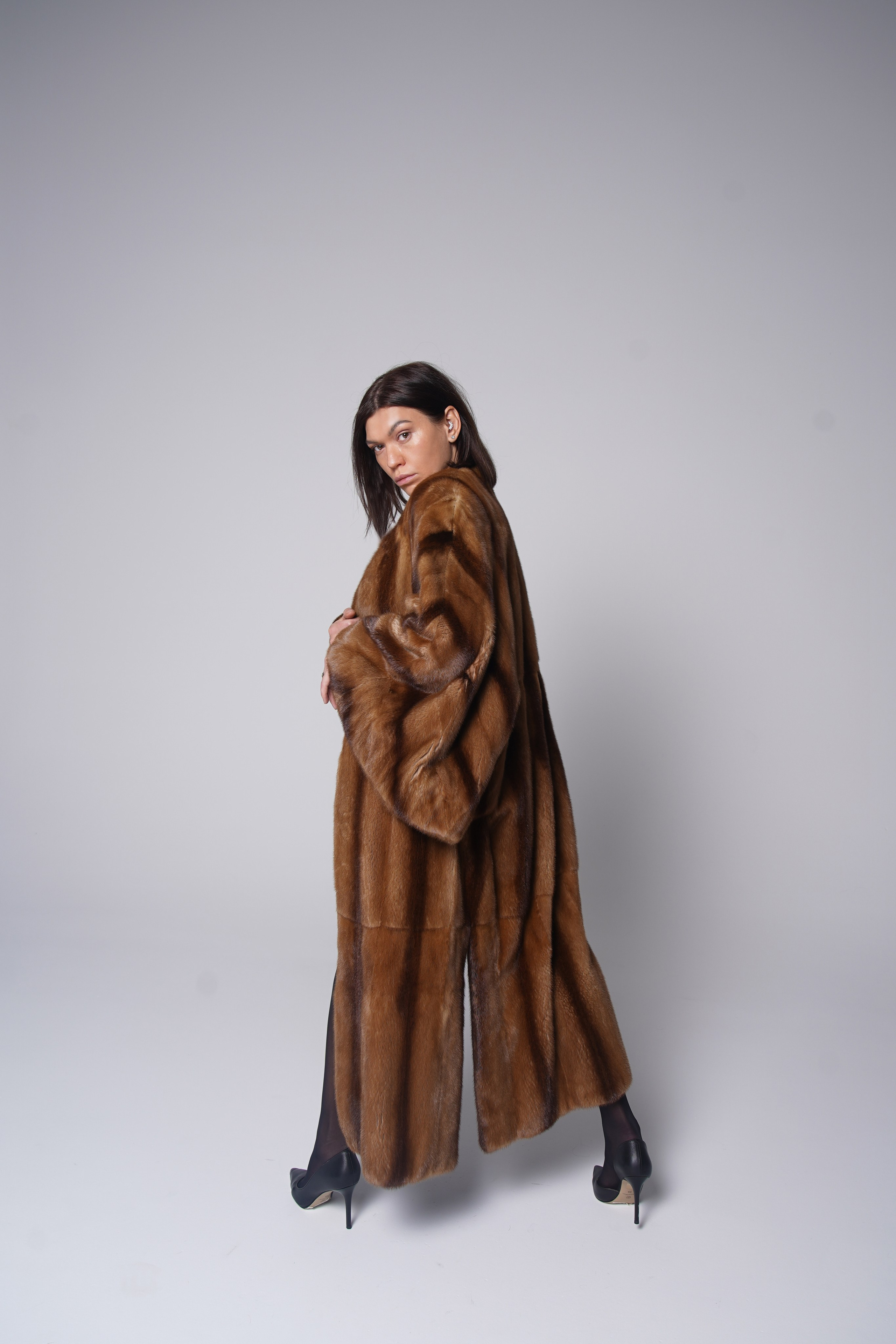 Фото на циклораме. Фотостудия СМЕНА. Анна, фотограф Москва, Зеленоград