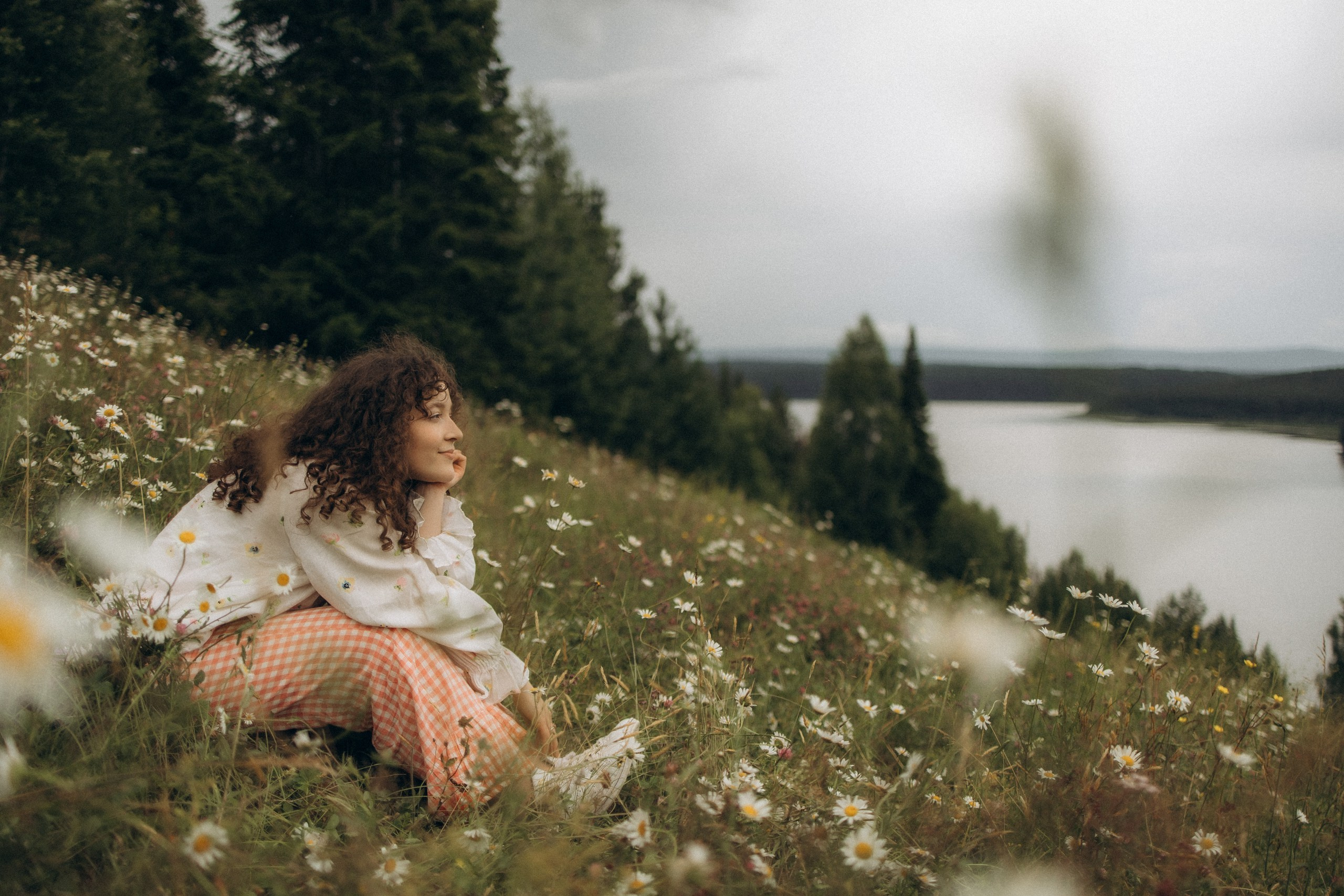 Лиза: прогулка в поле. Эльвира Галимьянова — семейный фотограф Екатеринбурга