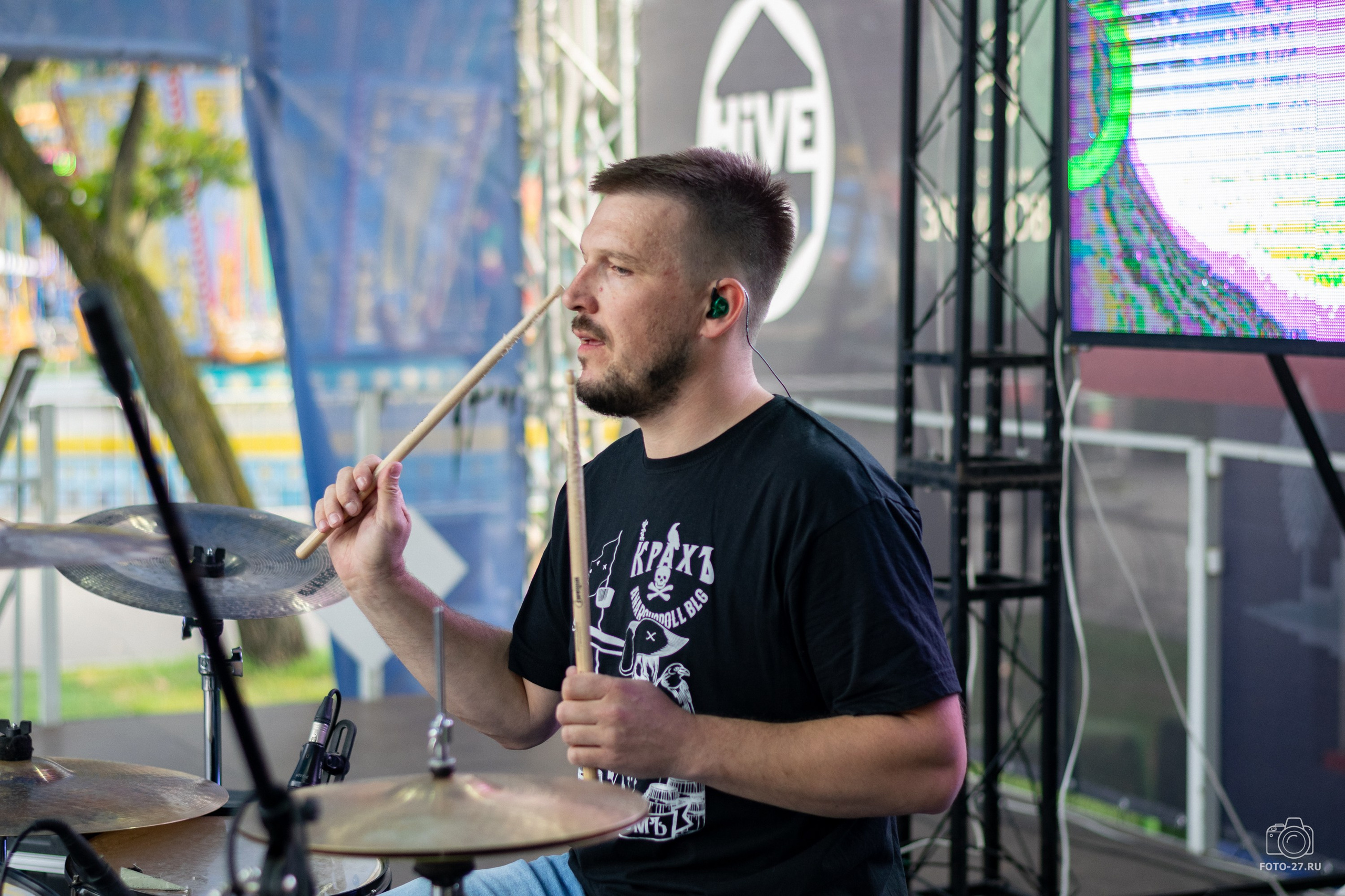 Антон Курдюмов фотограф в Хабаровске Рина Курдюмова фото27 foto27 Антон Дорофеев репортажный репортаж документалист Тони и Рина фотосоздатели Международный фестиваль Рок в защиту животных Хабаровск